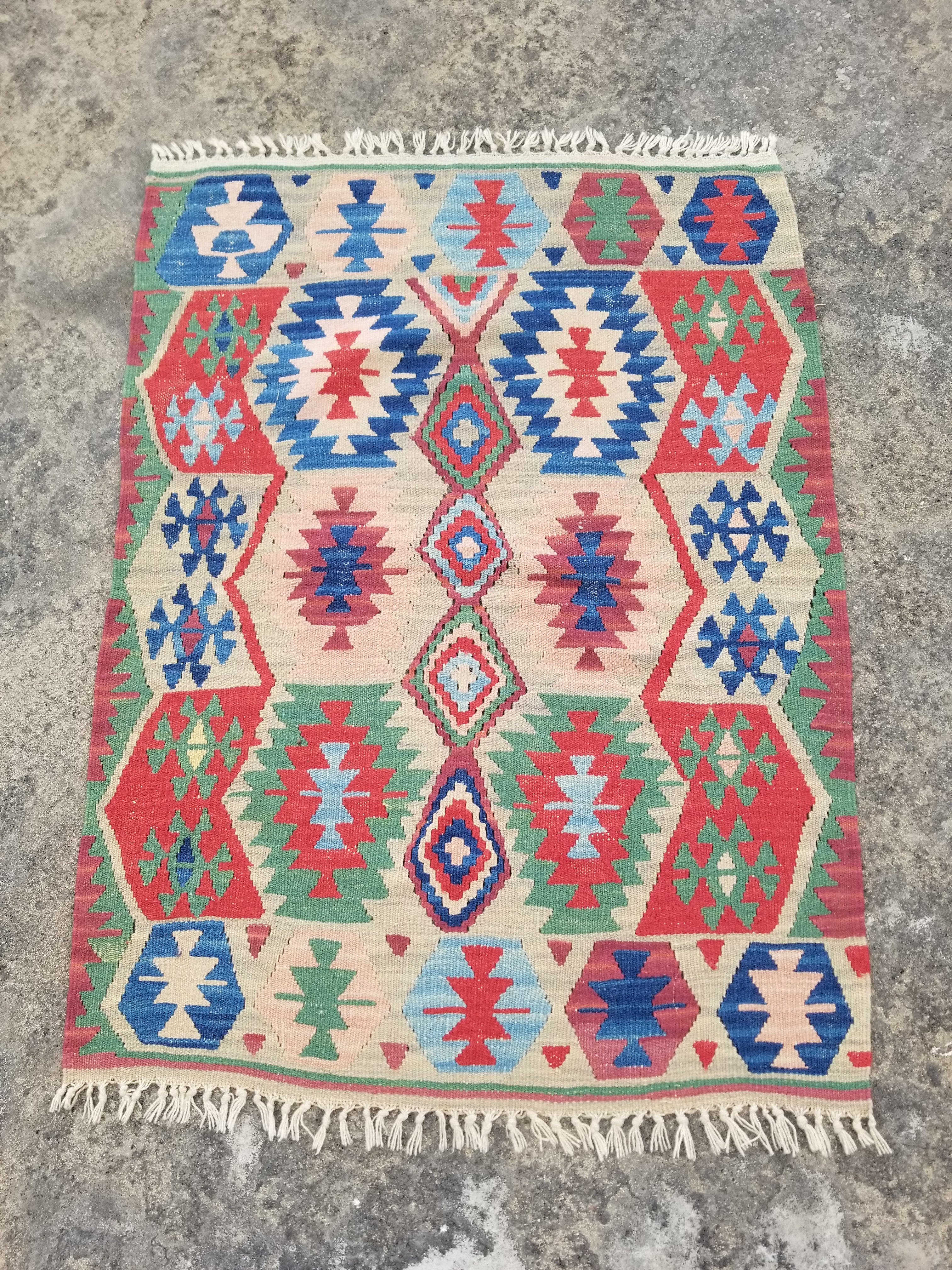 Vintage Traditional Handmade Turkish Wool Multicolor Kilim 109x83cm