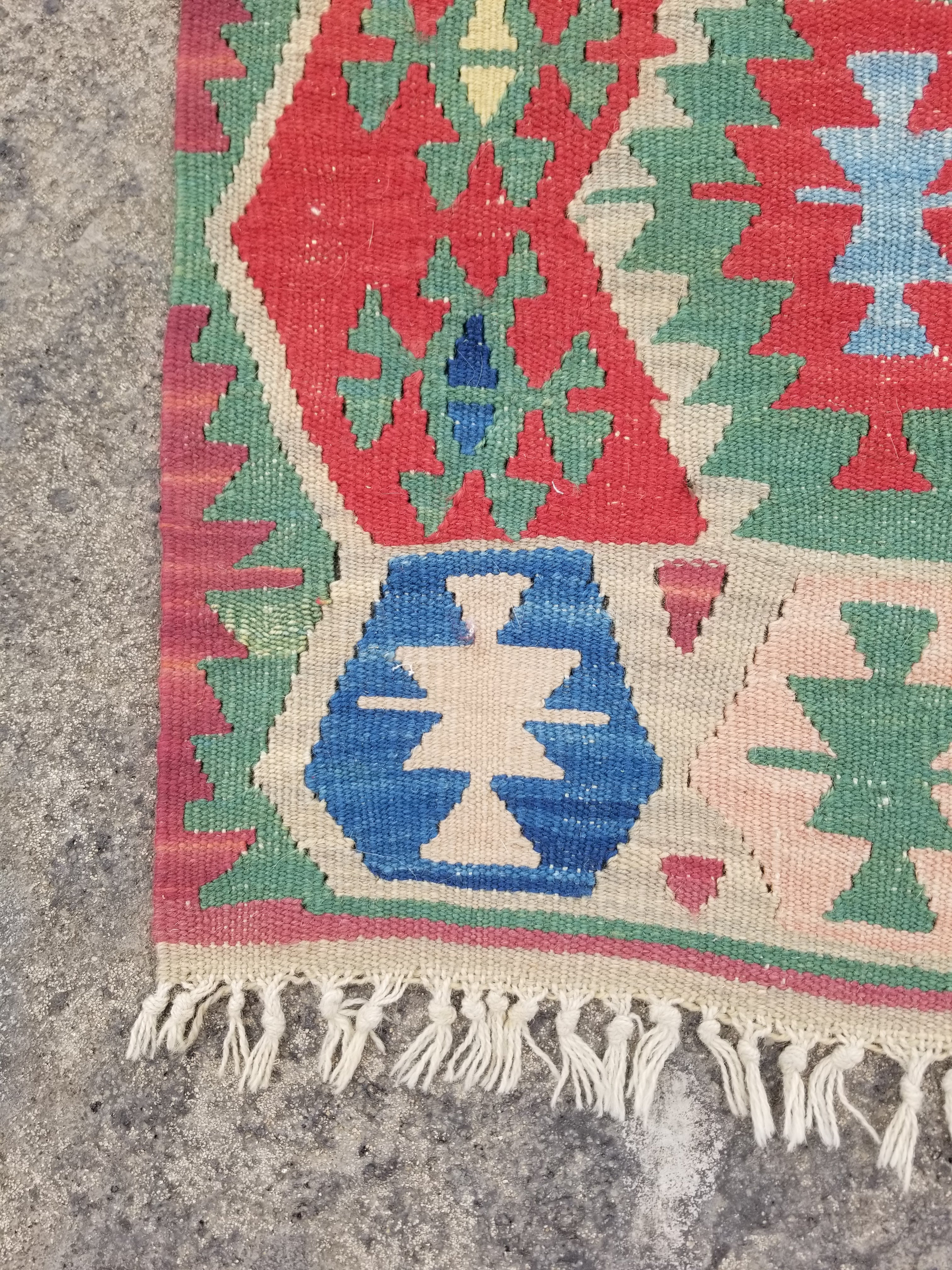 Vintage Traditional Handmade Turkish Wool Multicolor Kilim 109x83cm