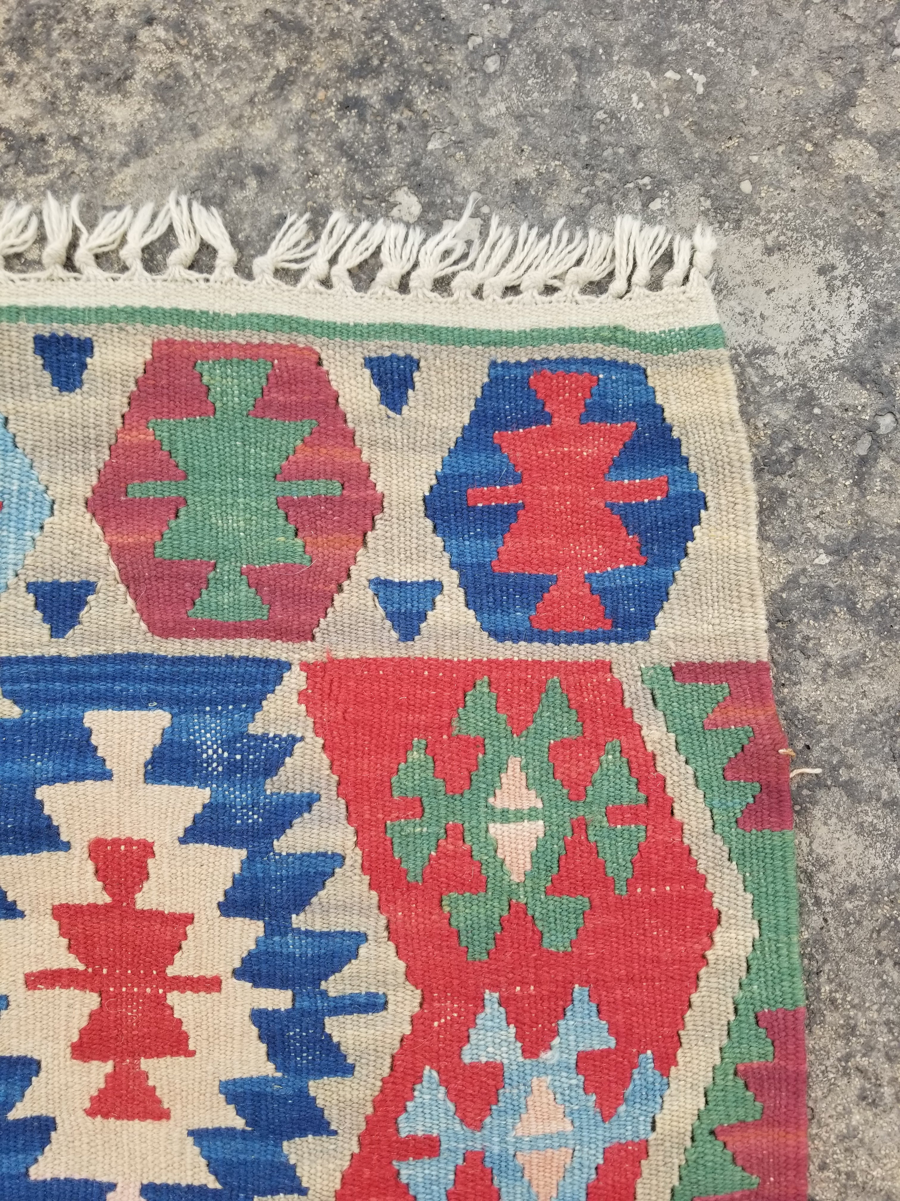 Vintage Traditional Handmade Turkish Wool Multicolor Kilim 109x83cm
