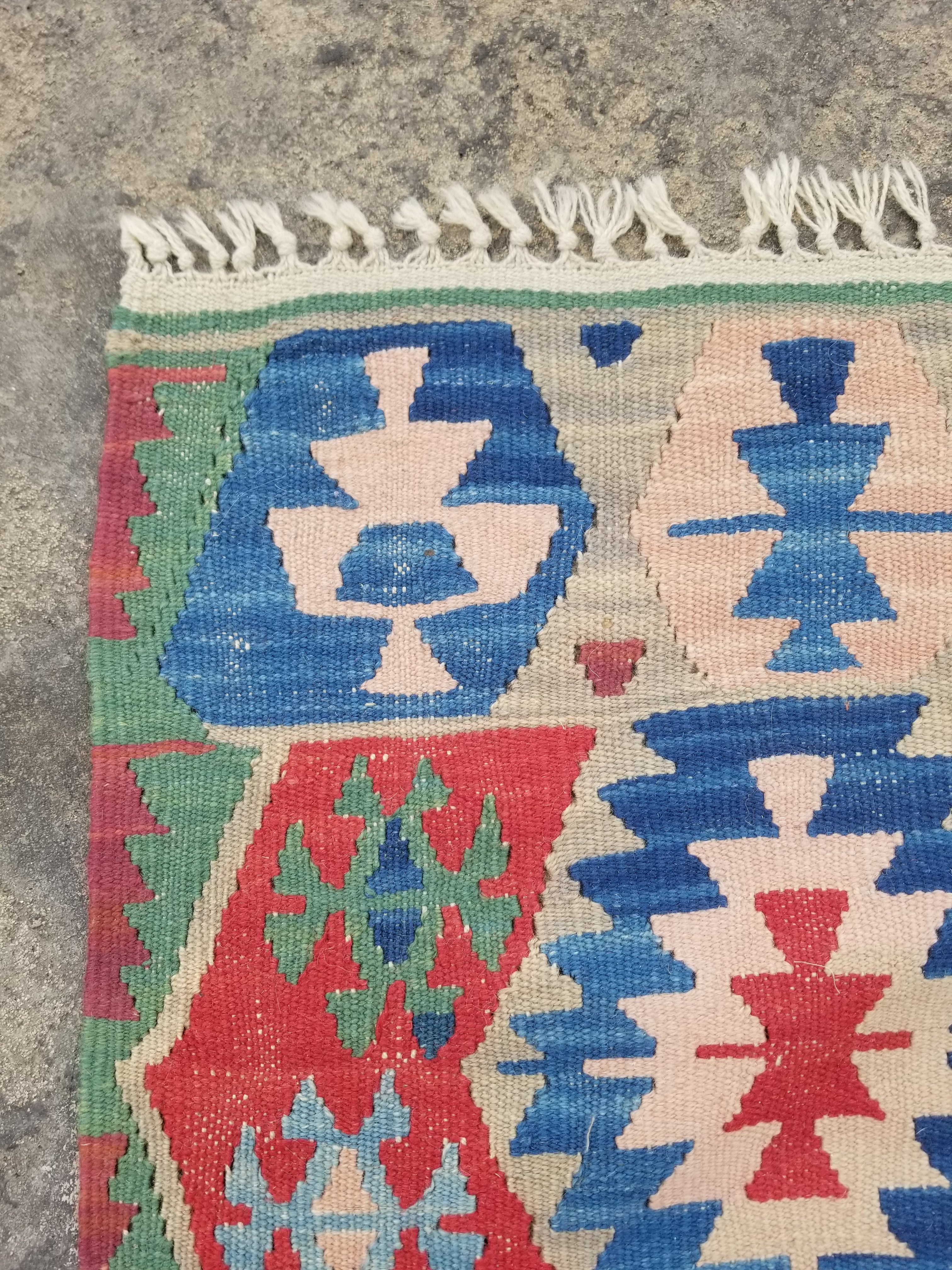 Vintage Traditional Handmade Turkish Wool Multicolor Kilim 109x83cm