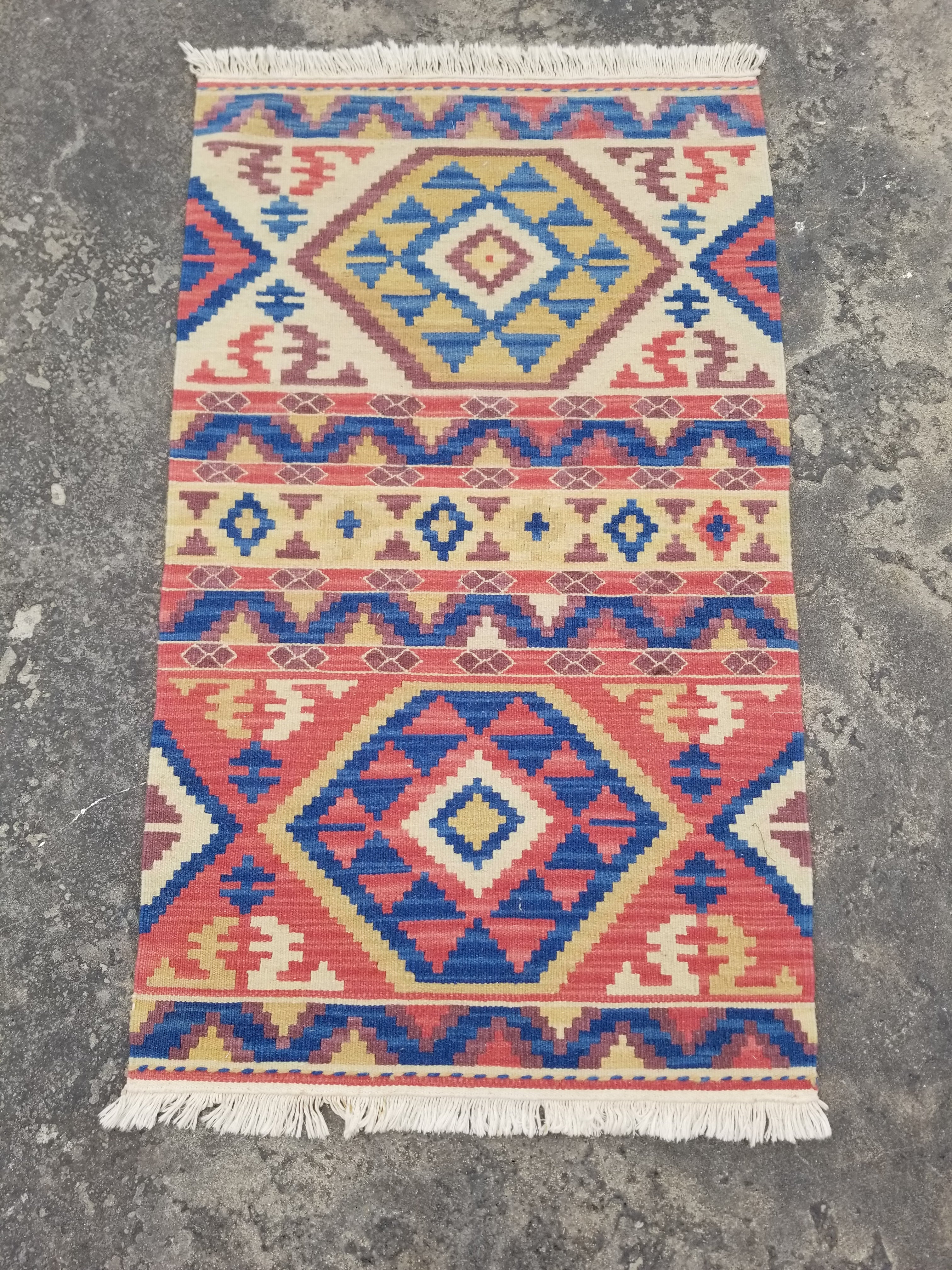 Vintage Traditional Handmade Turkish Anatolian Wool Multicolor Kilim 109x66cm