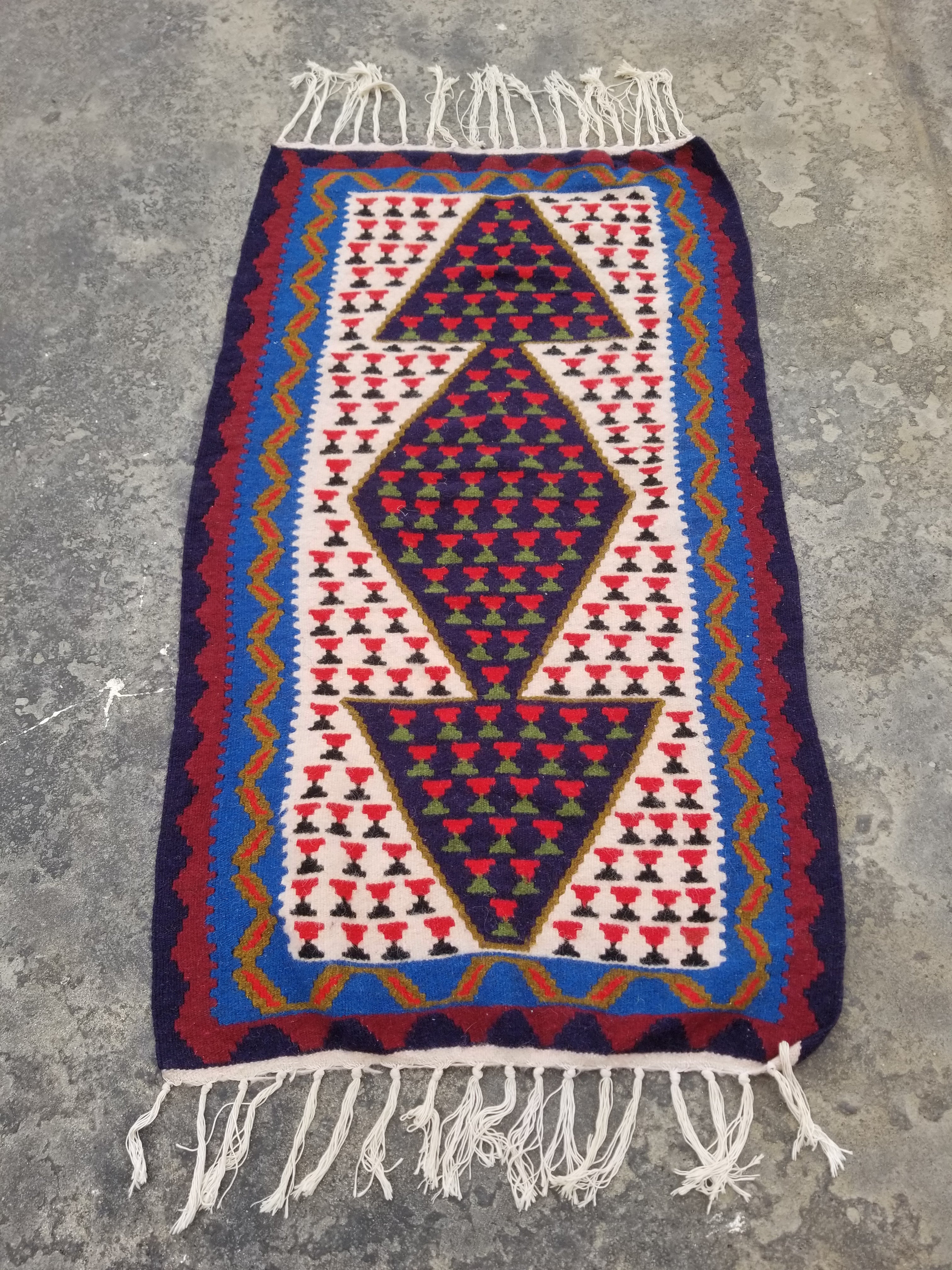 Vintage Handmade Tribal Oriental Geometric Pattern Wool Multicolor Kilim 155x89c