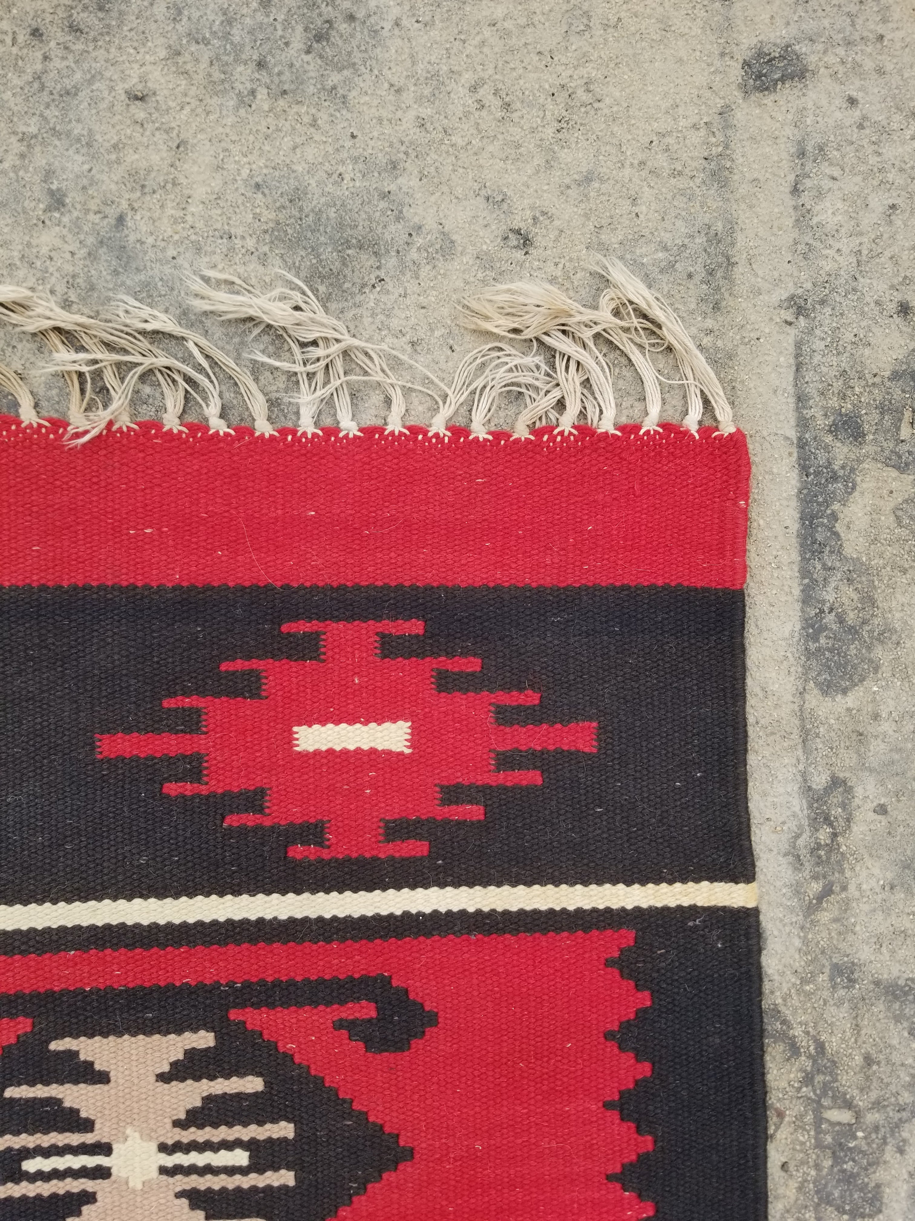Vintage Traditional Handmade Turkish Wool Red & Black Kilim 188x145cm