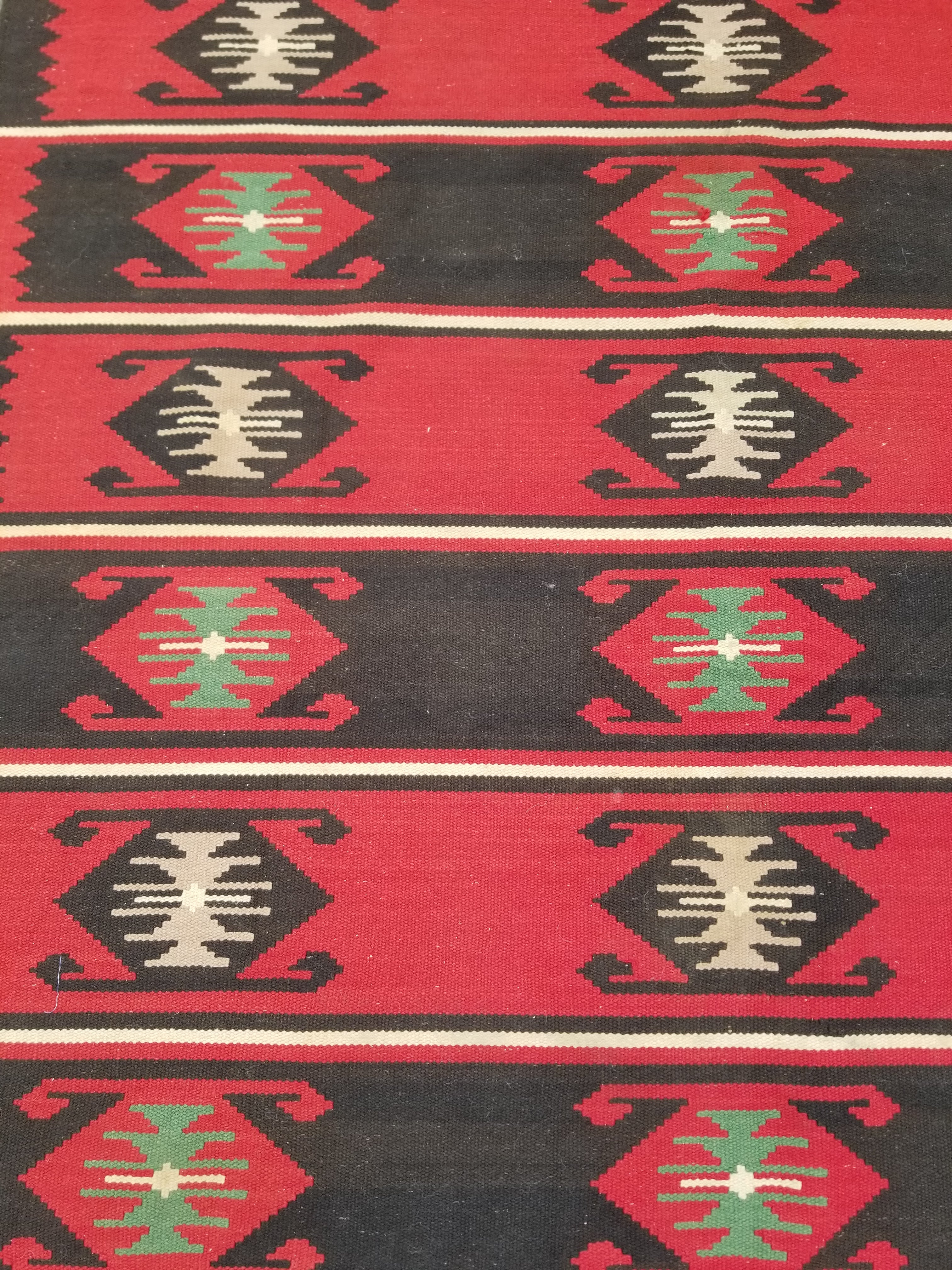 Vintage Traditional Handmade Turkish Wool Red & Black Kilim 188x145cm