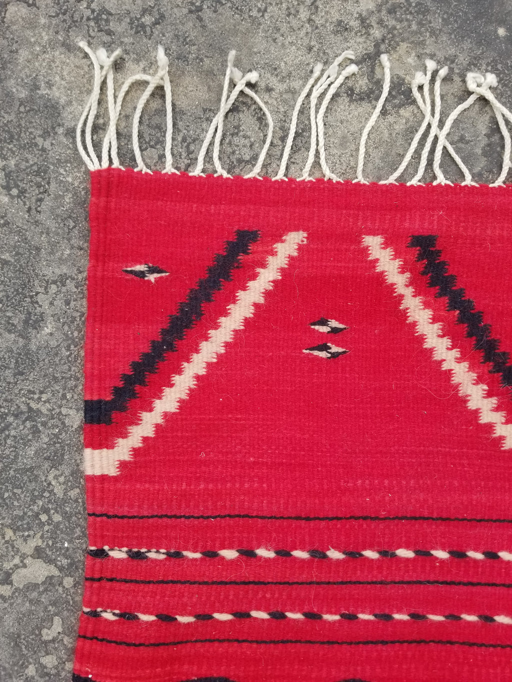 Vintage Traditional Handmade Mexican Red & Black Wool Kilim 145x76cm