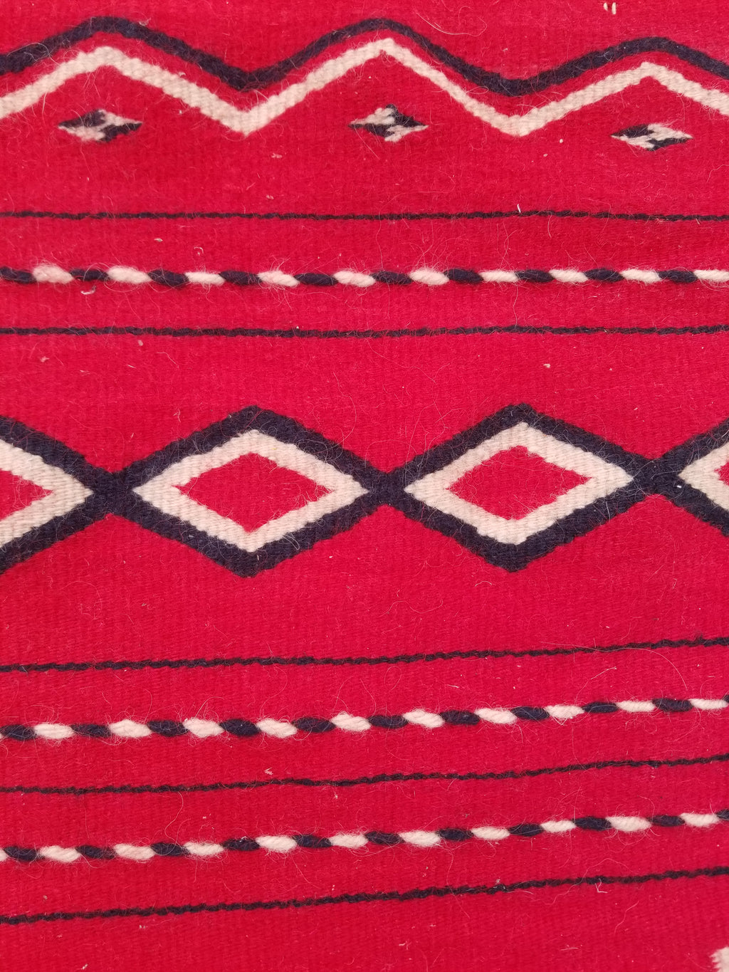 Vintage Traditional Handmade Mexican Red & Black Wool Kilim 145x76cm