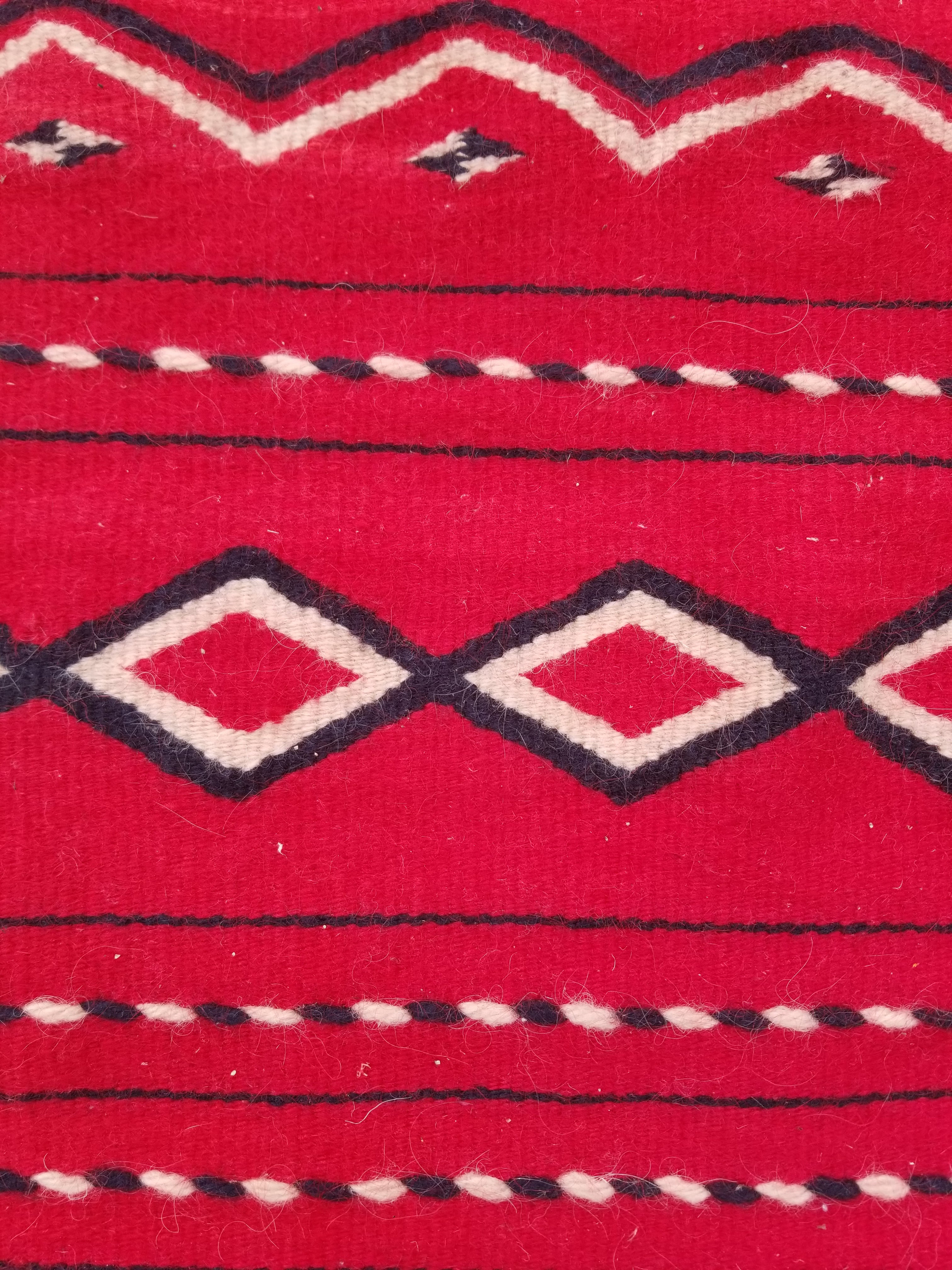 Vintage Traditional Handmade Mexican Red & Black Wool Kilim 145x76cm