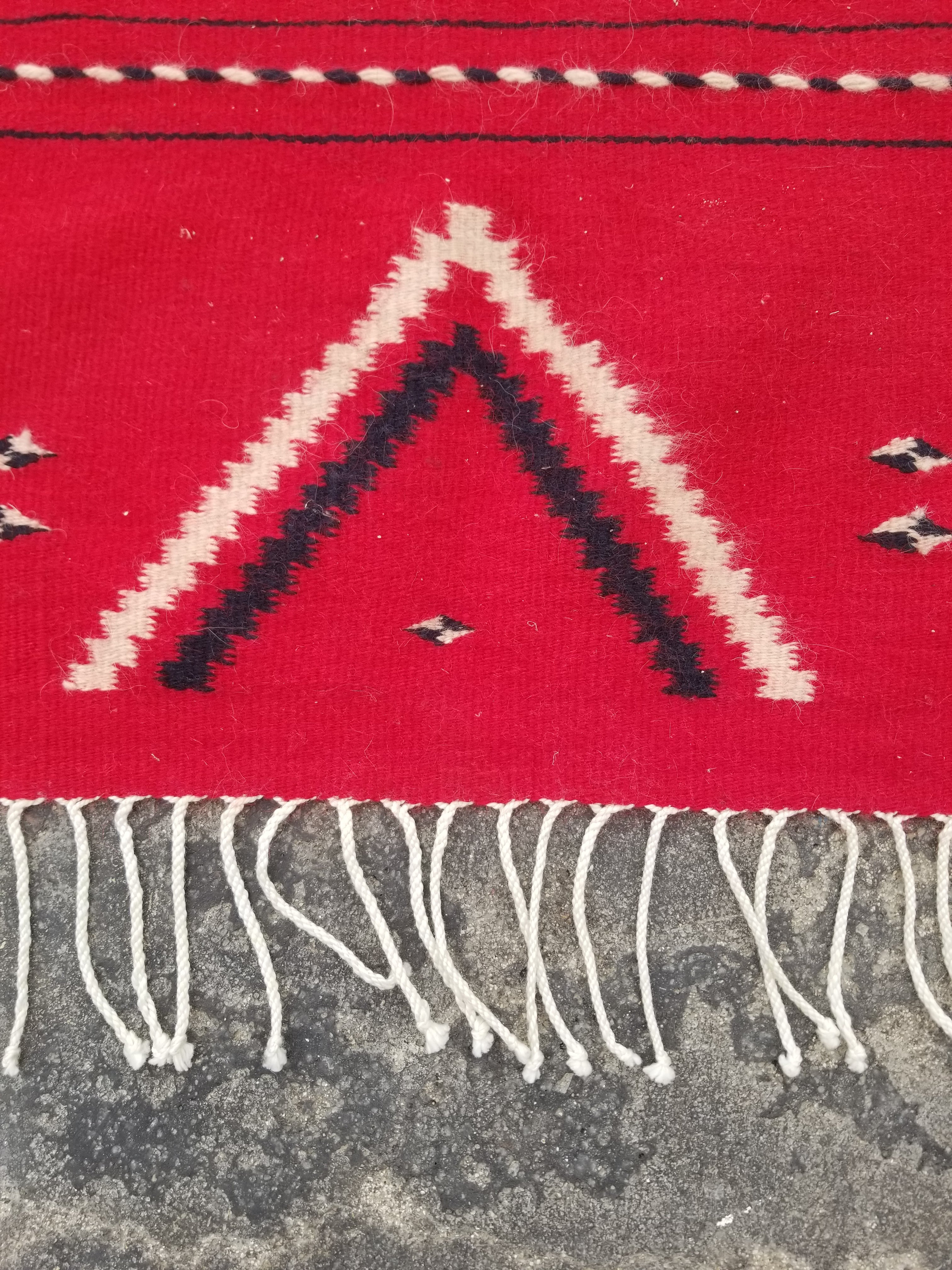 Vintage Traditional Handmade Mexican Red & Black Wool Kilim 145x76cm