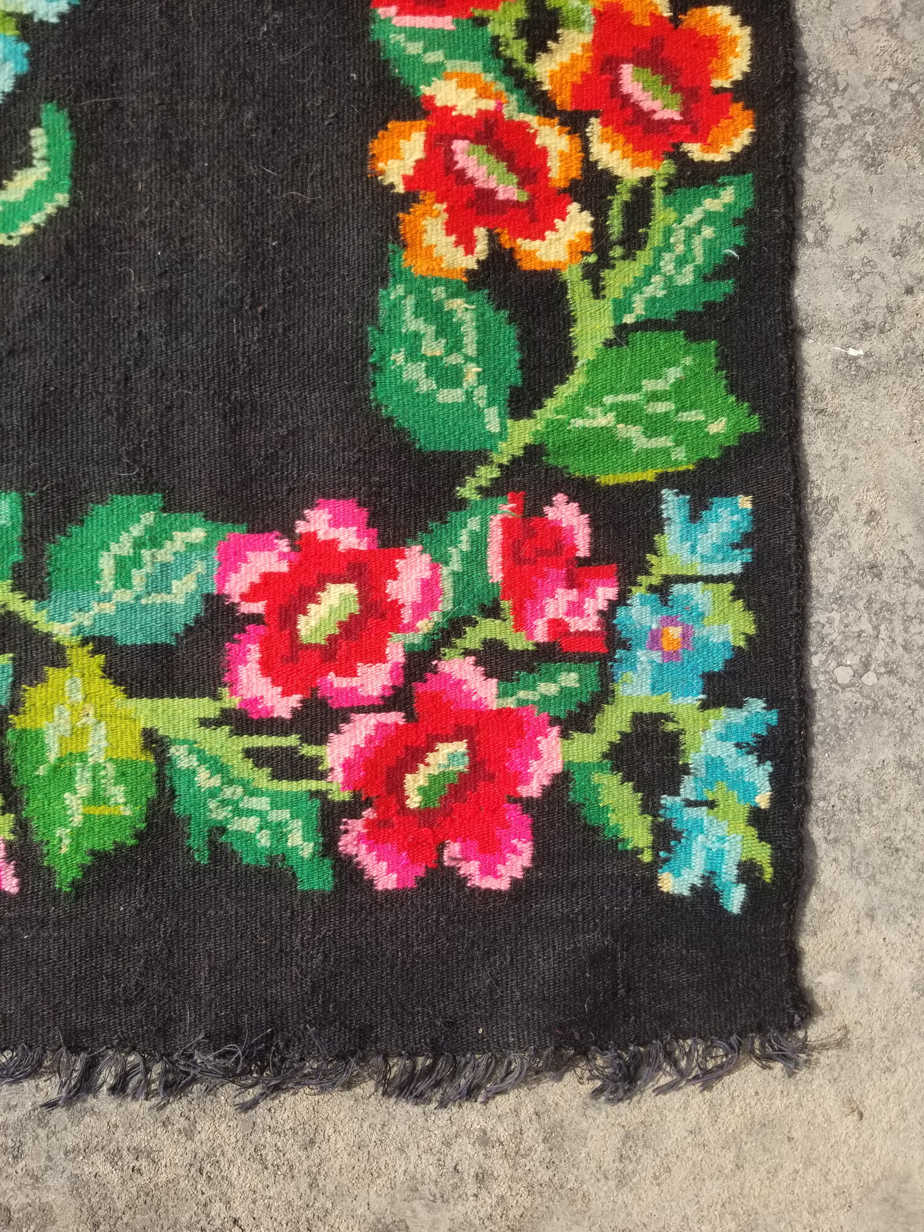 Vintage Traditional Handmade Romanian Bessarabian Wool Multicolor Kilim 282x160c