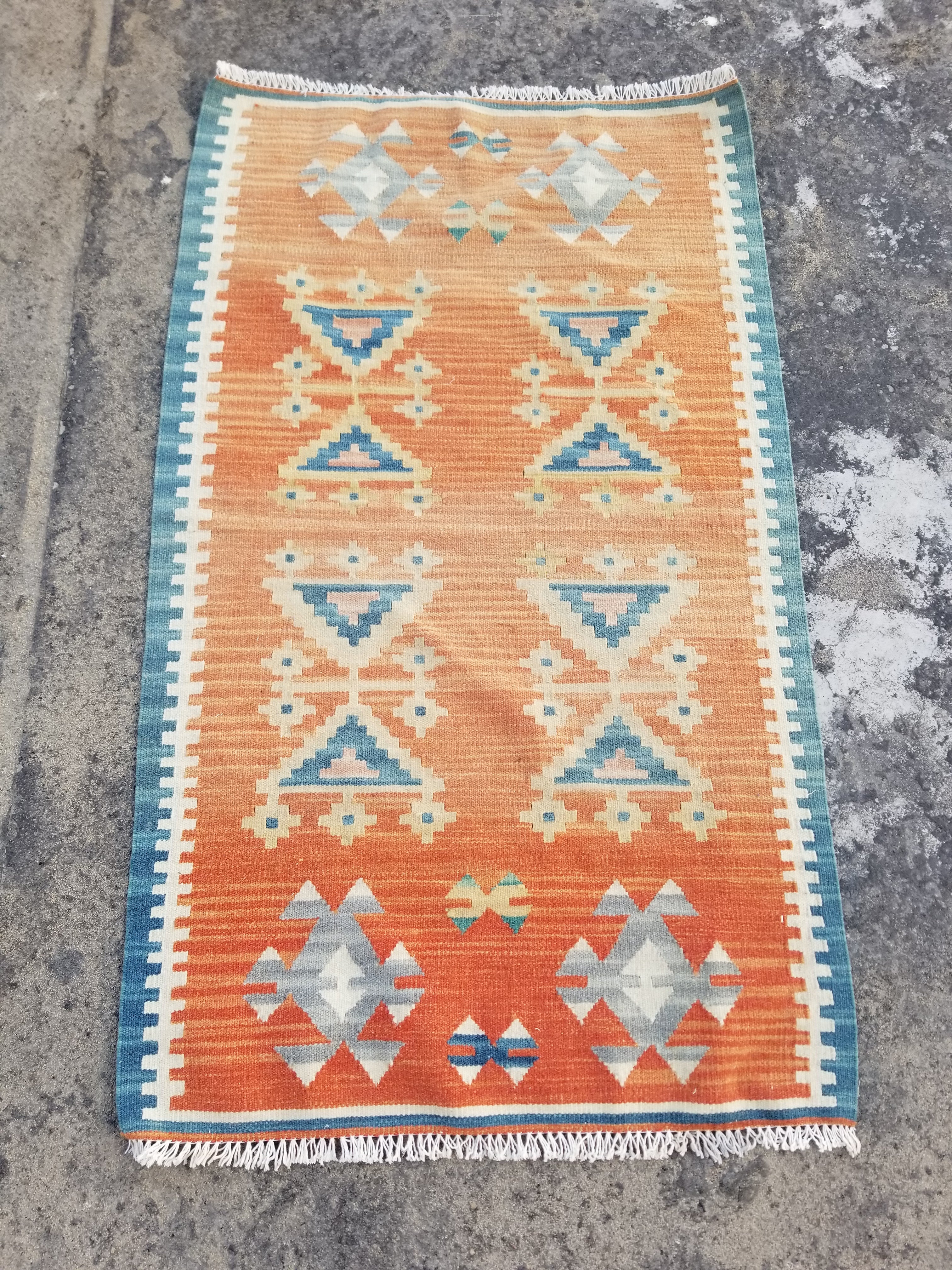 Distressed Vintage Traditional Handmade Turkish Wool Multicolor Kilim 135x79cm