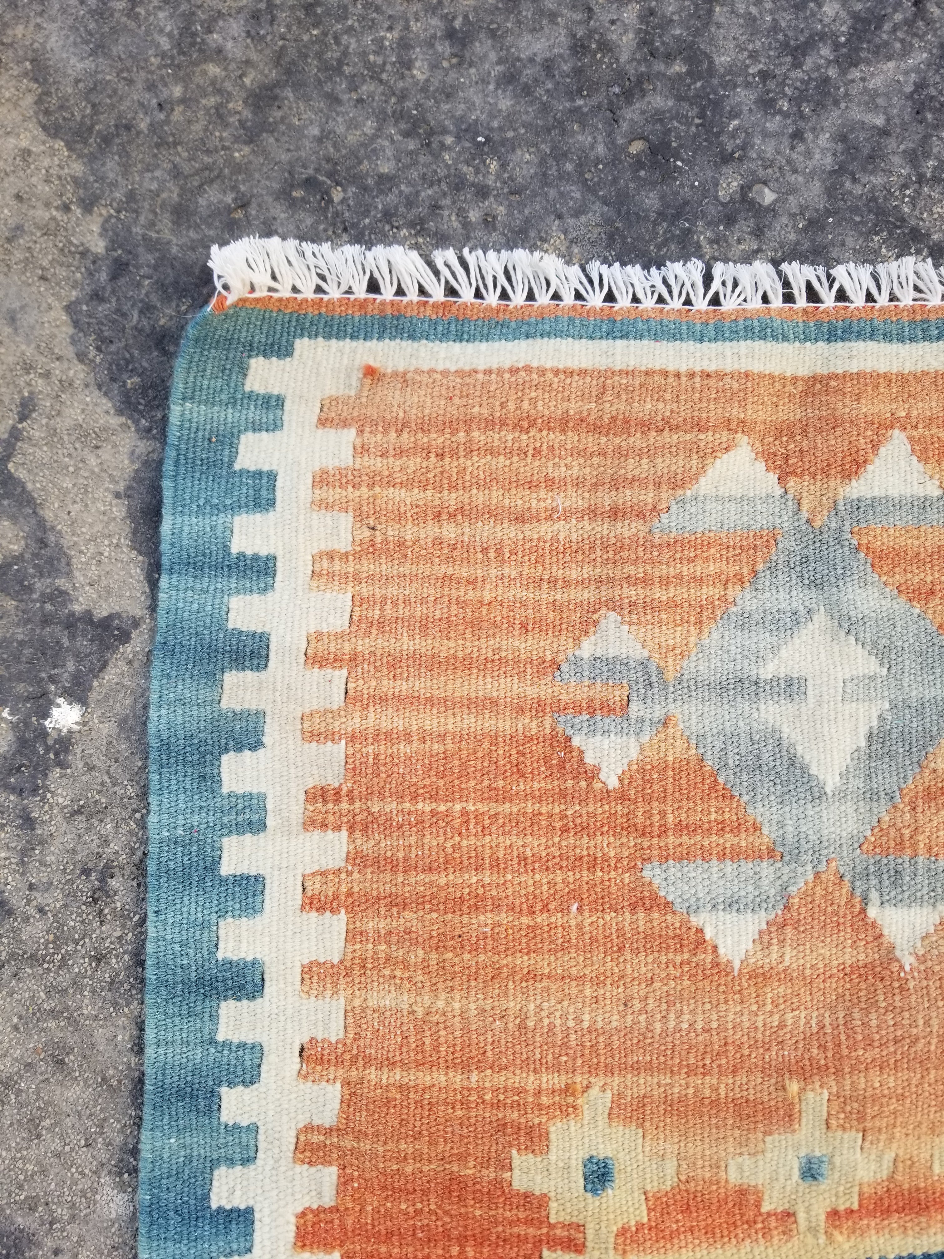 Distressed Vintage Traditional Handmade Turkish Wool Multicolor Kilim 135x79cm