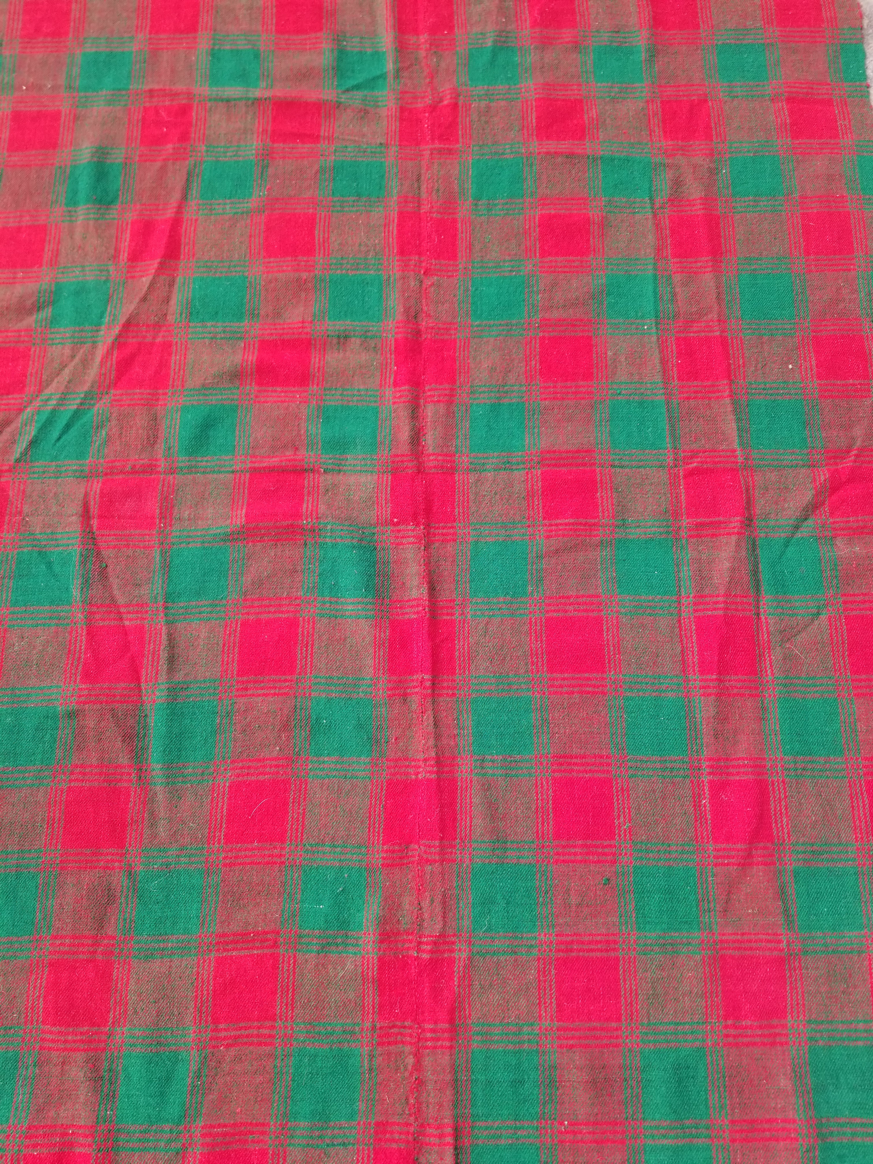 Vintage Handmade Check Pattern Green & Red Wool Blanket / Coverlet 220x124cm