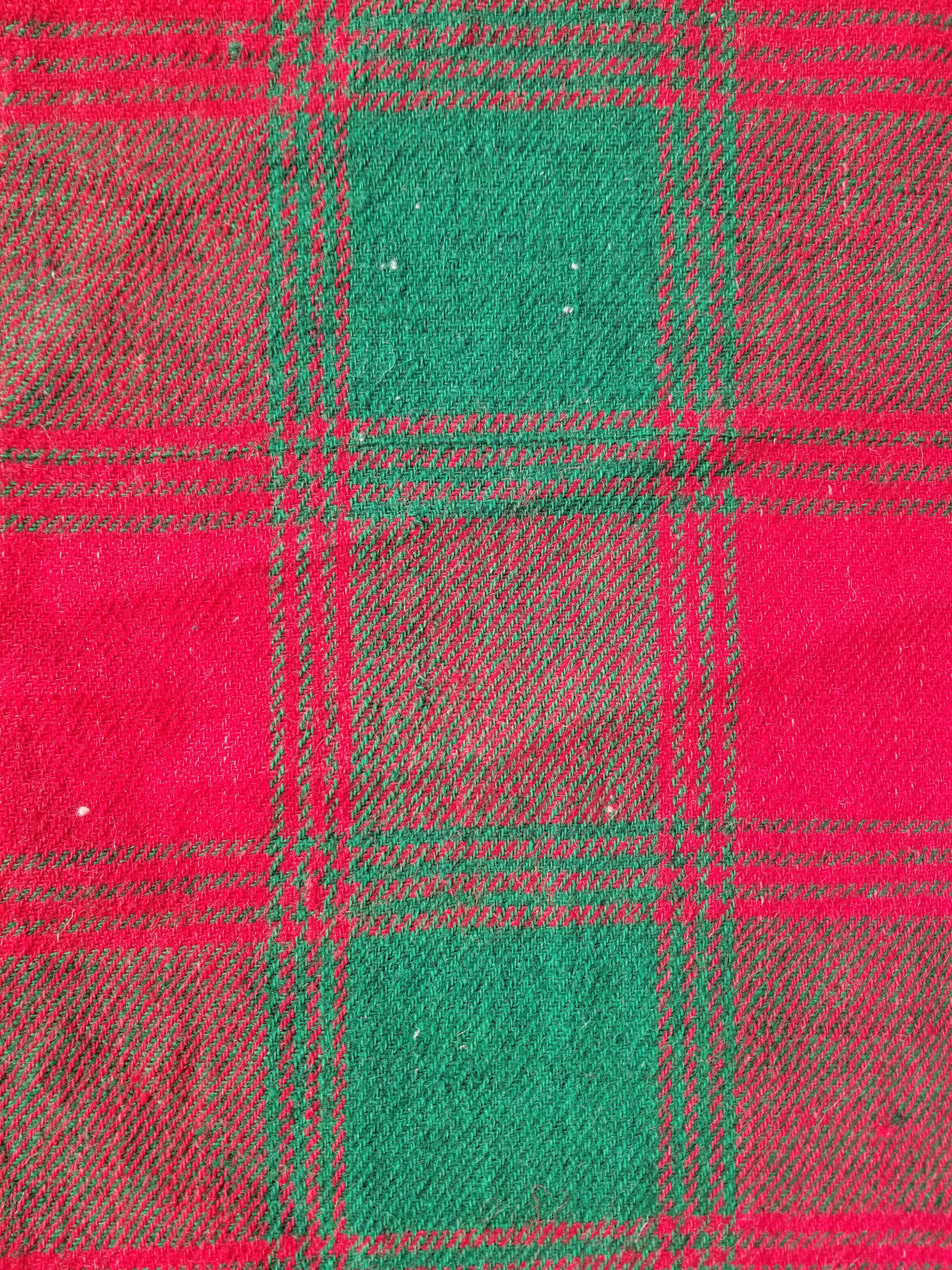 Vintage Handmade Check Pattern Green & Red Wool Blanket / Coverlet 220x124cm