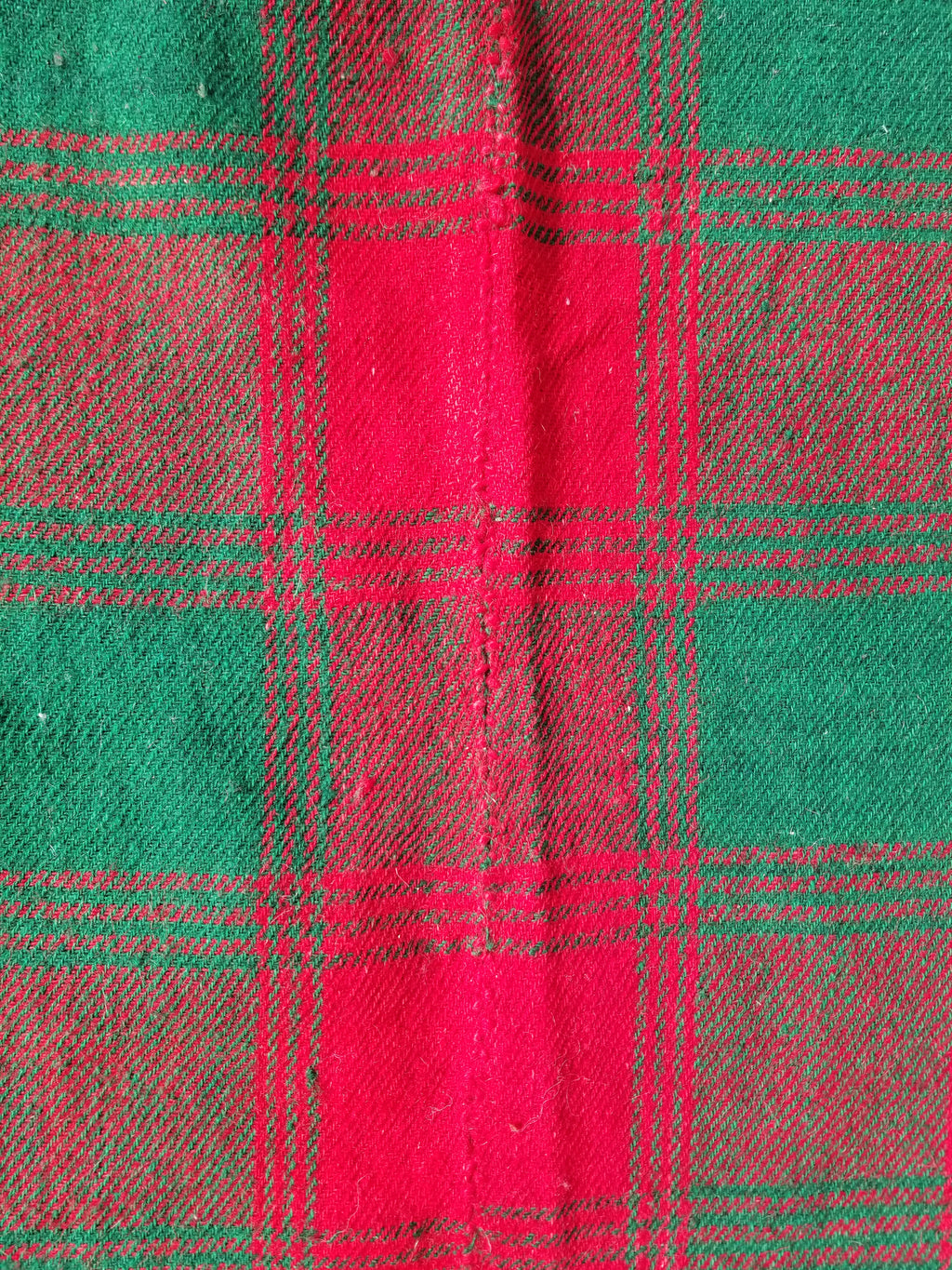 Vintage Handmade Check Pattern Green & Red Wool Blanket / Coverlet 220x124cm