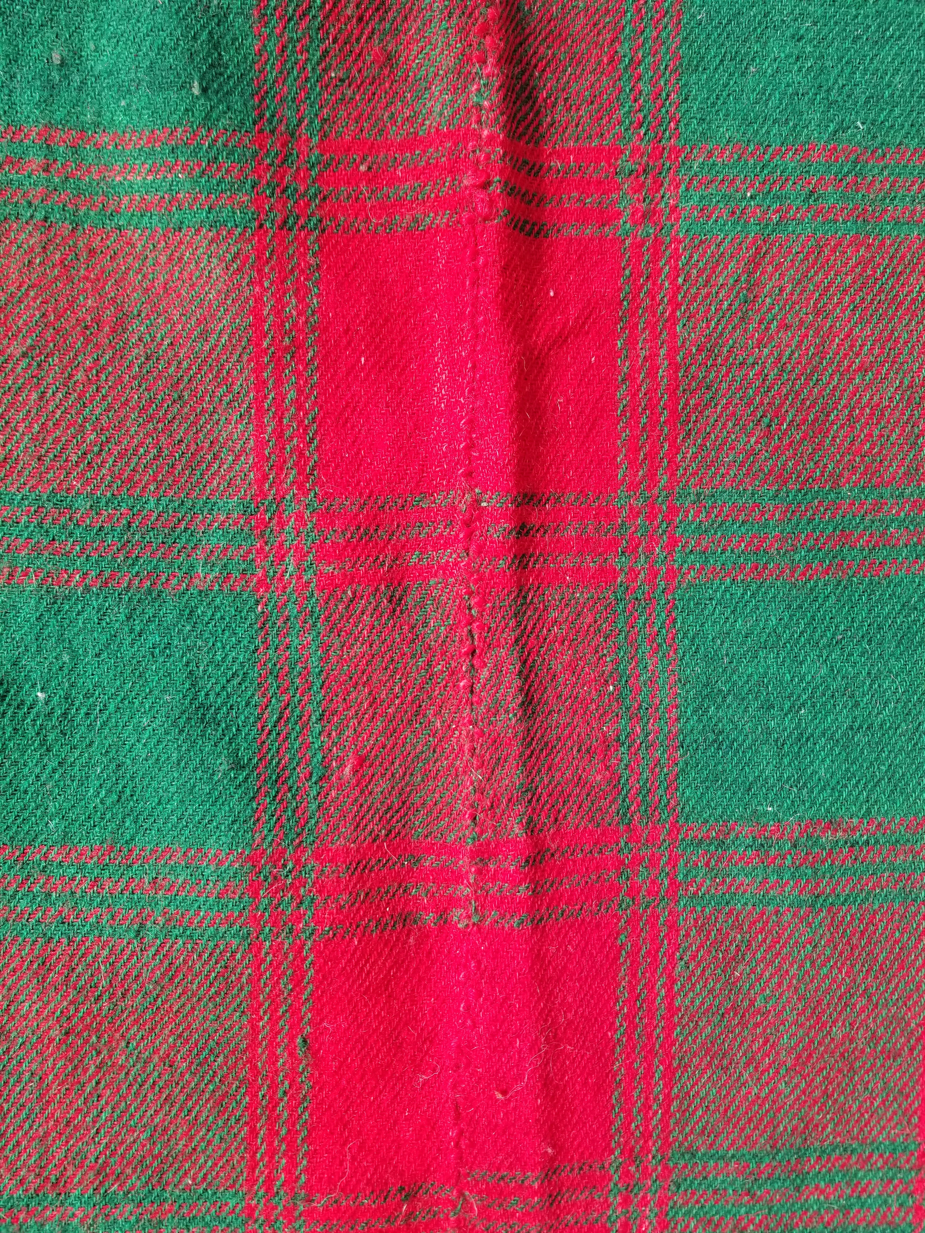 Vintage Handmade Check Pattern Green & Red Wool Blanket / Coverlet 220x124cm