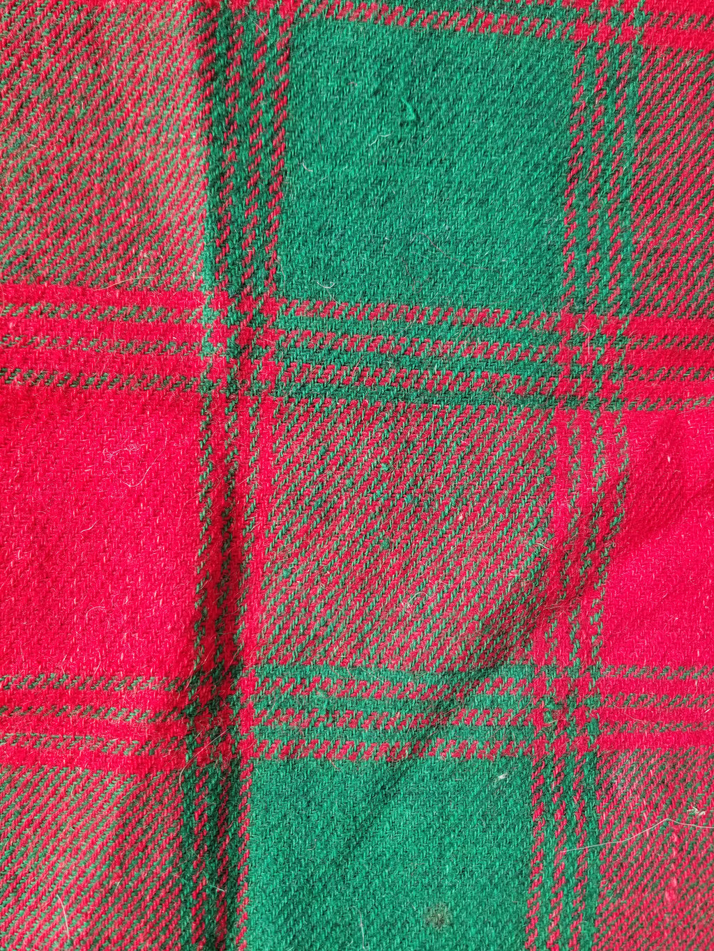 Vintage Handmade Check Pattern Green & Red Wool Blanket / Coverlet 220x124cm