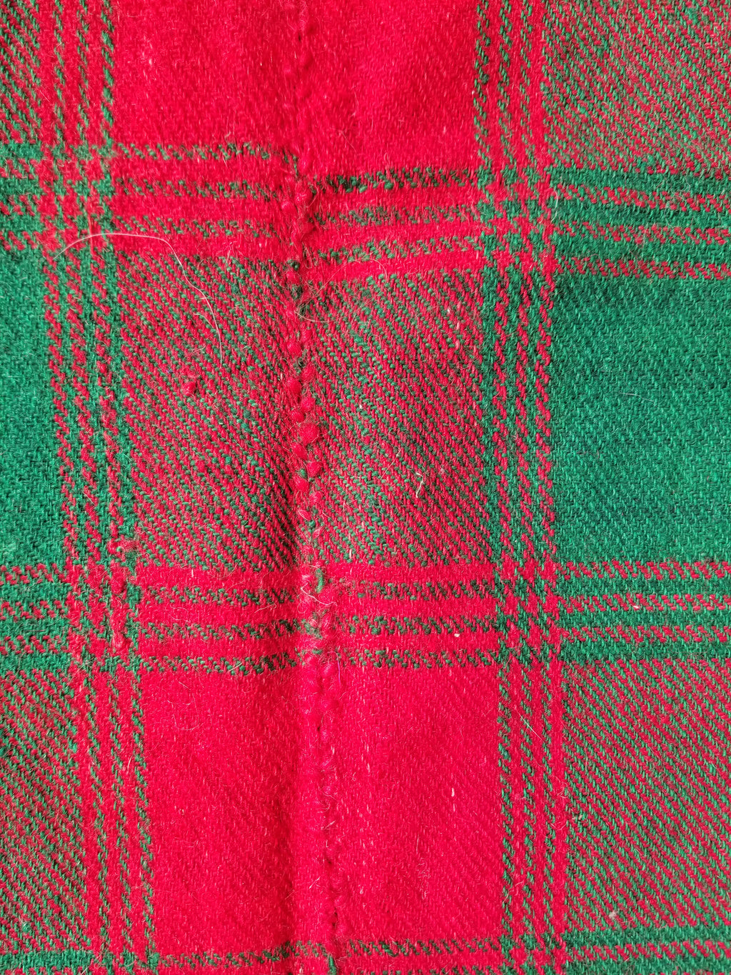 Vintage Handmade Check Pattern Green & Red Wool Blanket / Coverlet 220x124cm