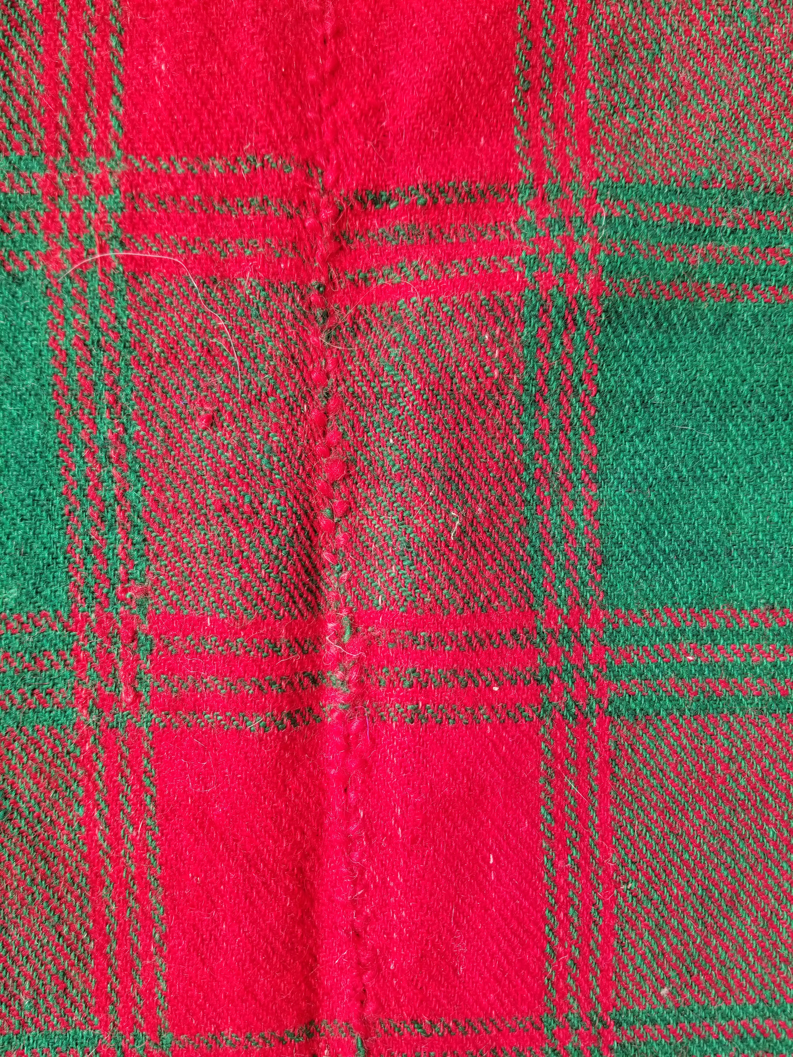 Vintage Handmade Check Pattern Green & Red Wool Blanket / Coverlet 220x124cm