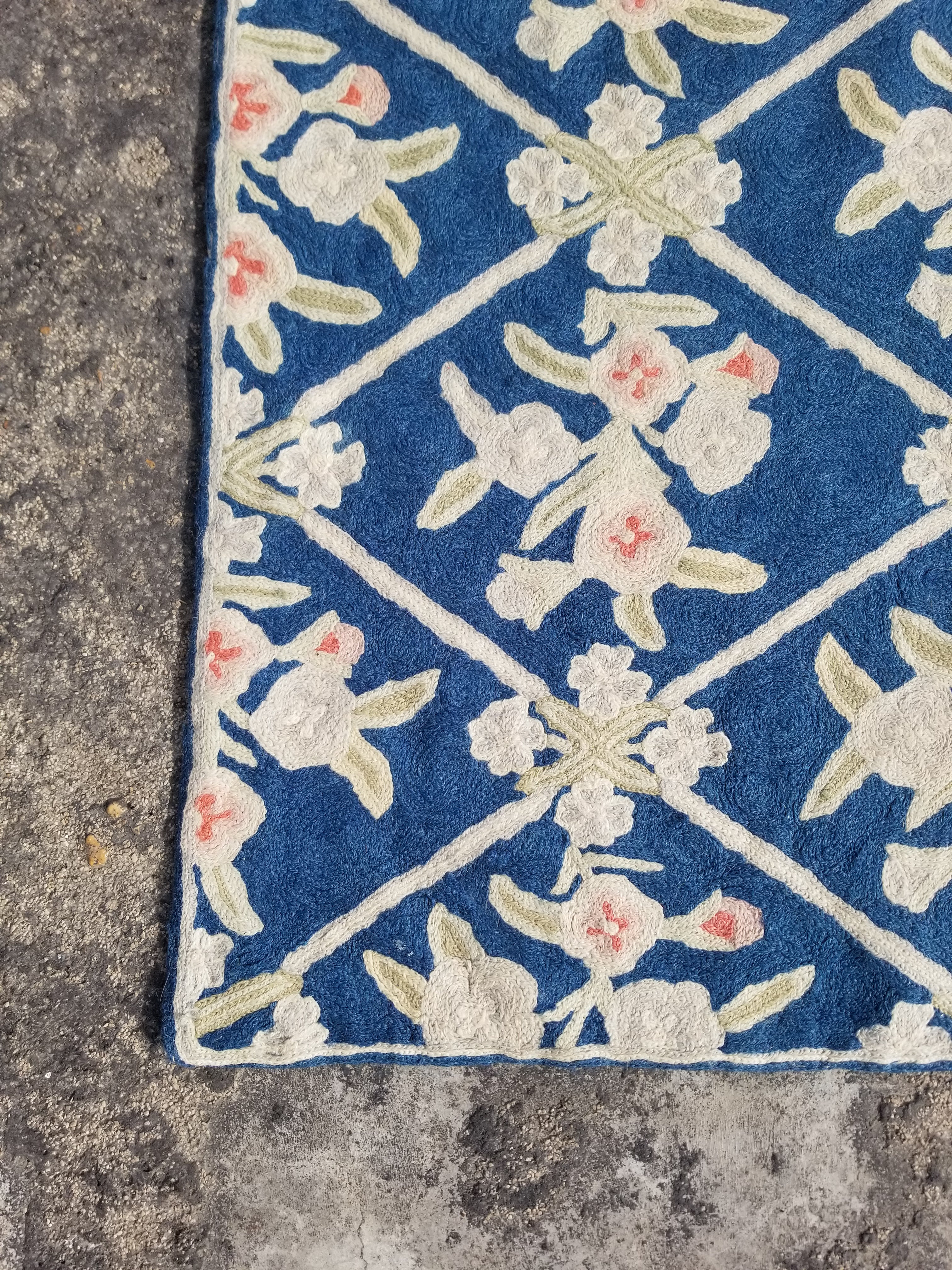 Vintage Handmade Kashmiri Floral Chain-Stitch Decor Wool Rug 34x24in