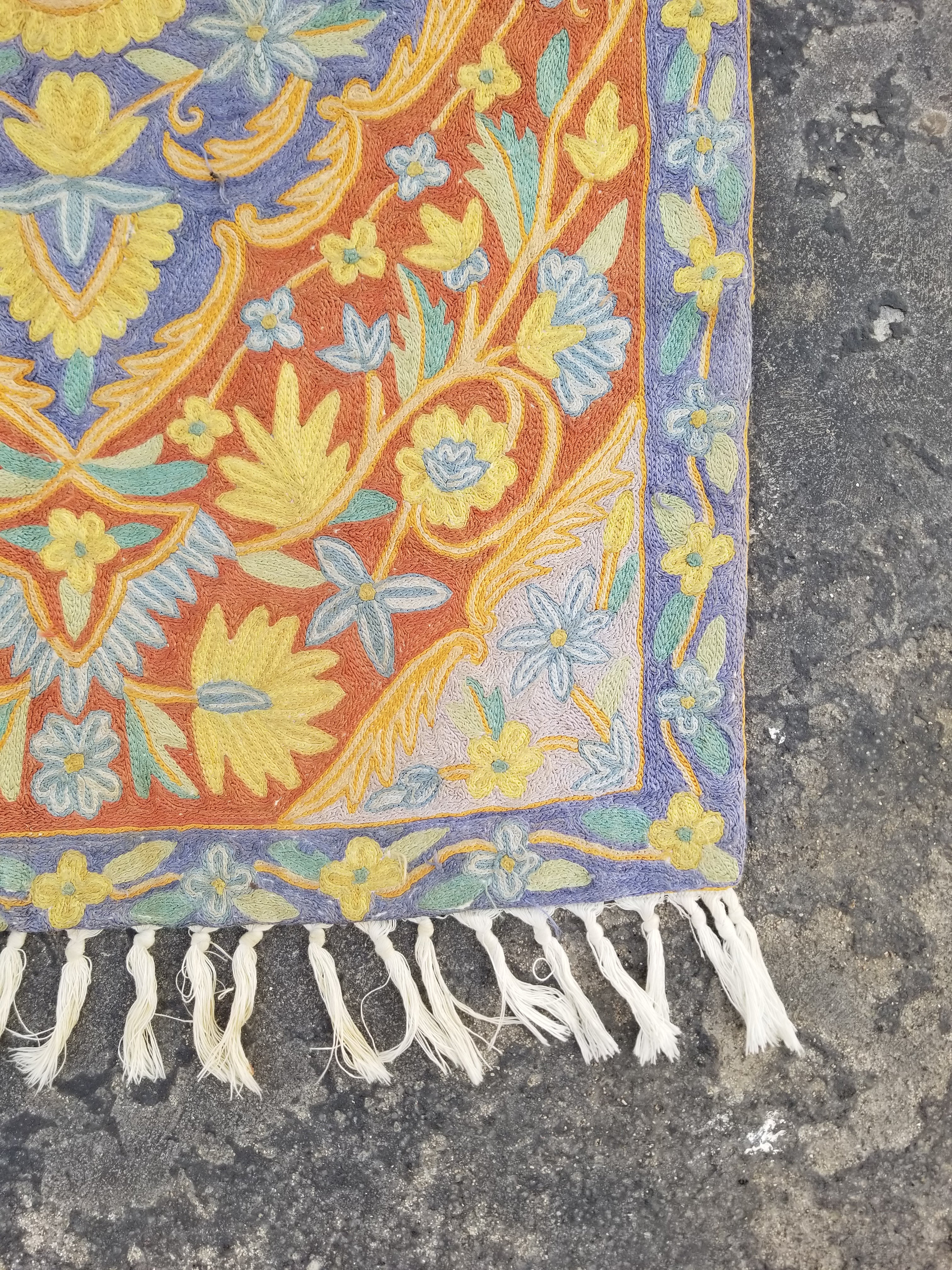 Vintage Handmade Kashmiri Floral Chain-Stitch Decor Silk Tapestry 91x58cm