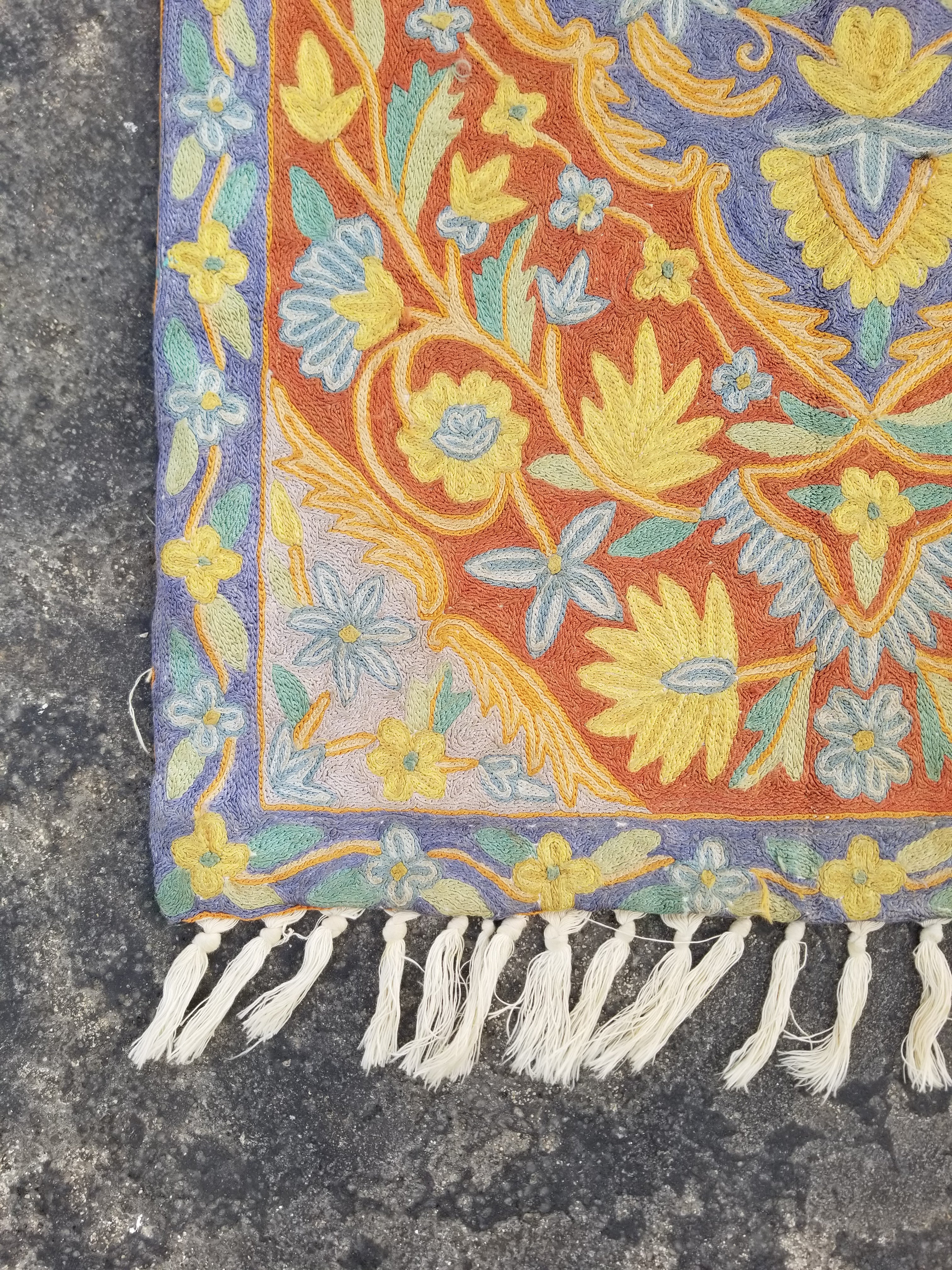 Vintage Handmade Kashmiri Floral Chain-Stitch Decor Silk Tapestry 91x58cm
