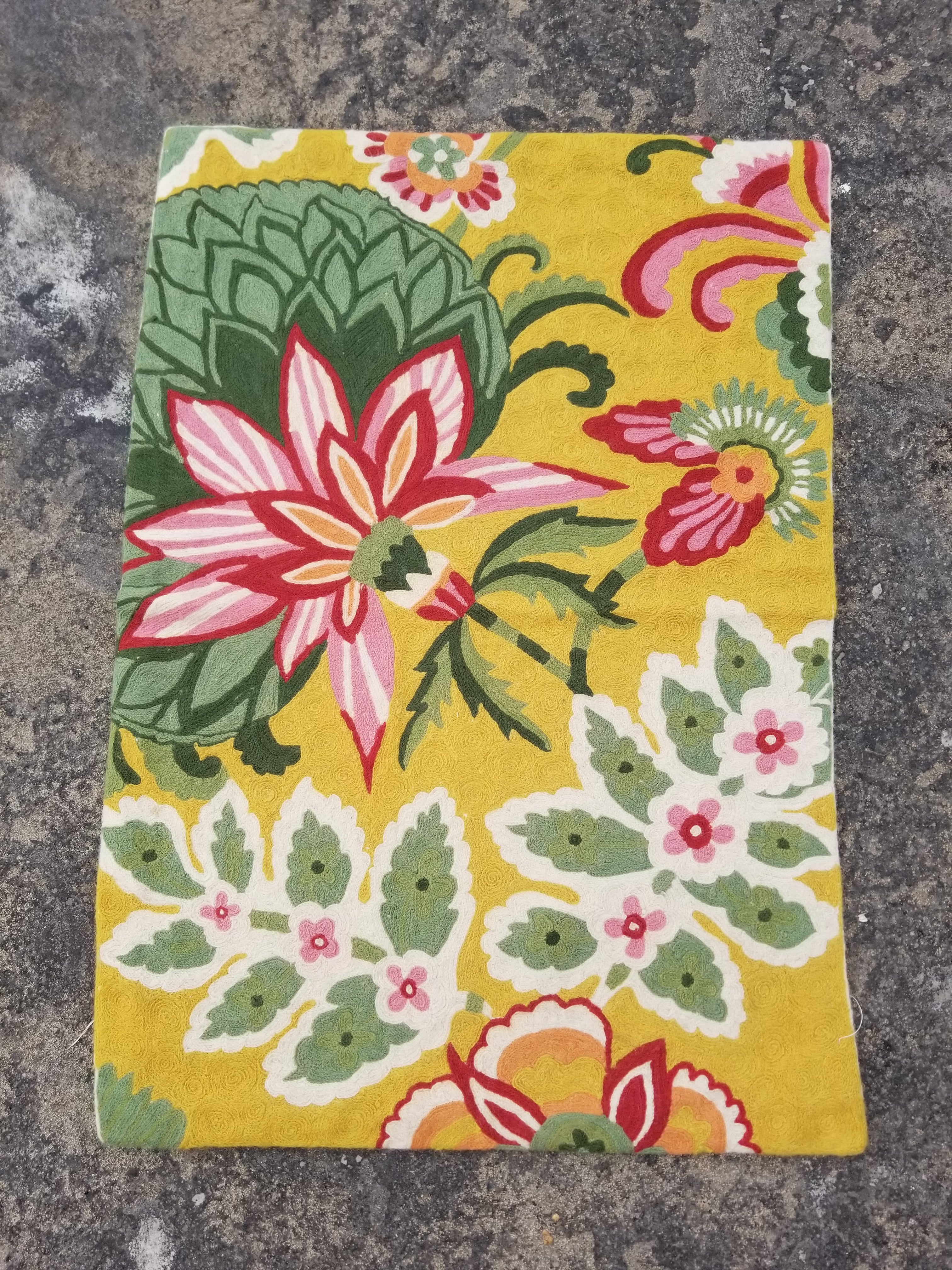 Vintage Handmade Kashmiri Floral Chain-Stitch Decor Wool Rug 35x24in