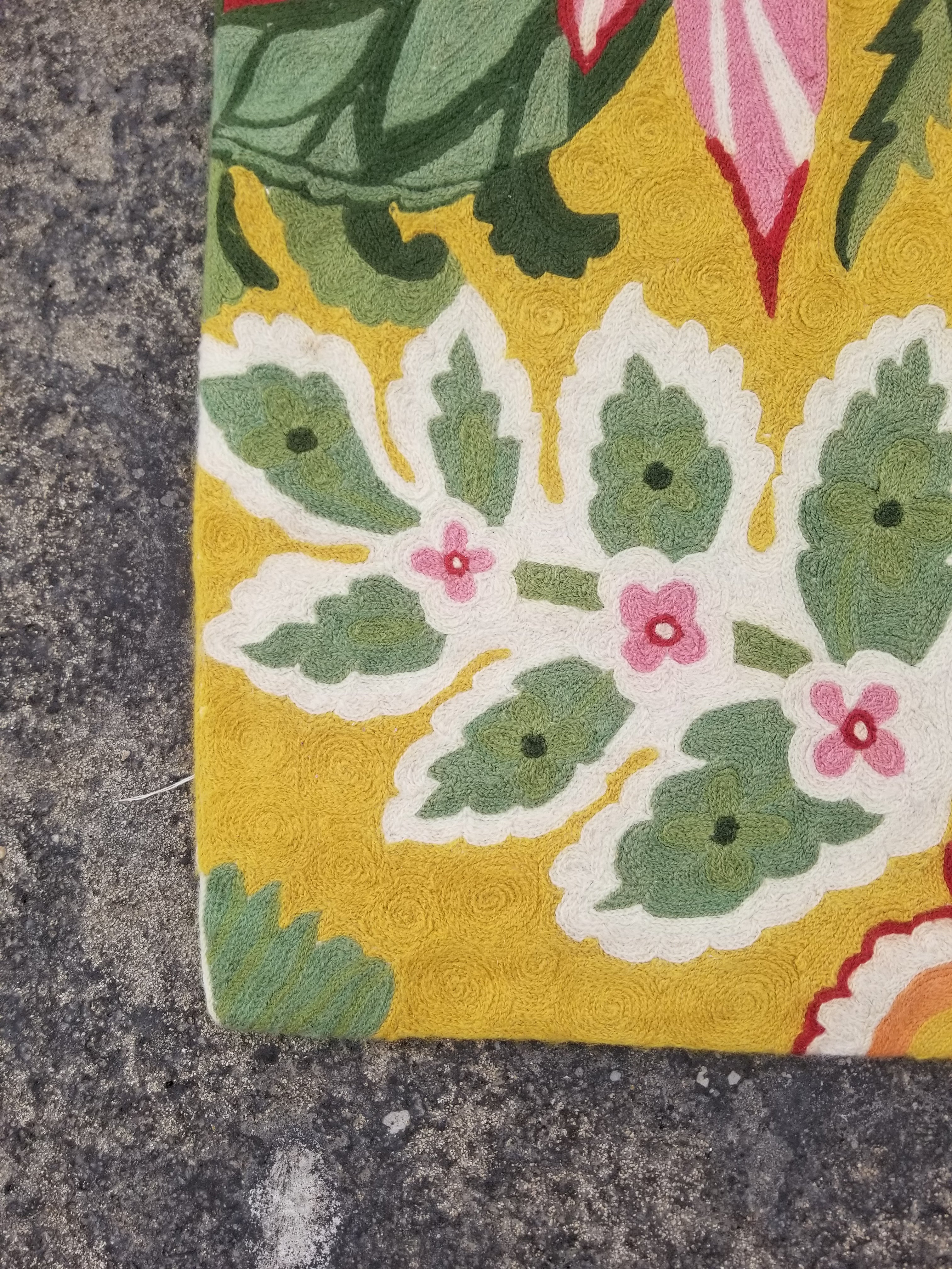 Vintage Handmade Kashmiri Floral Chain-Stitch Decor Wool Rug 35x24in