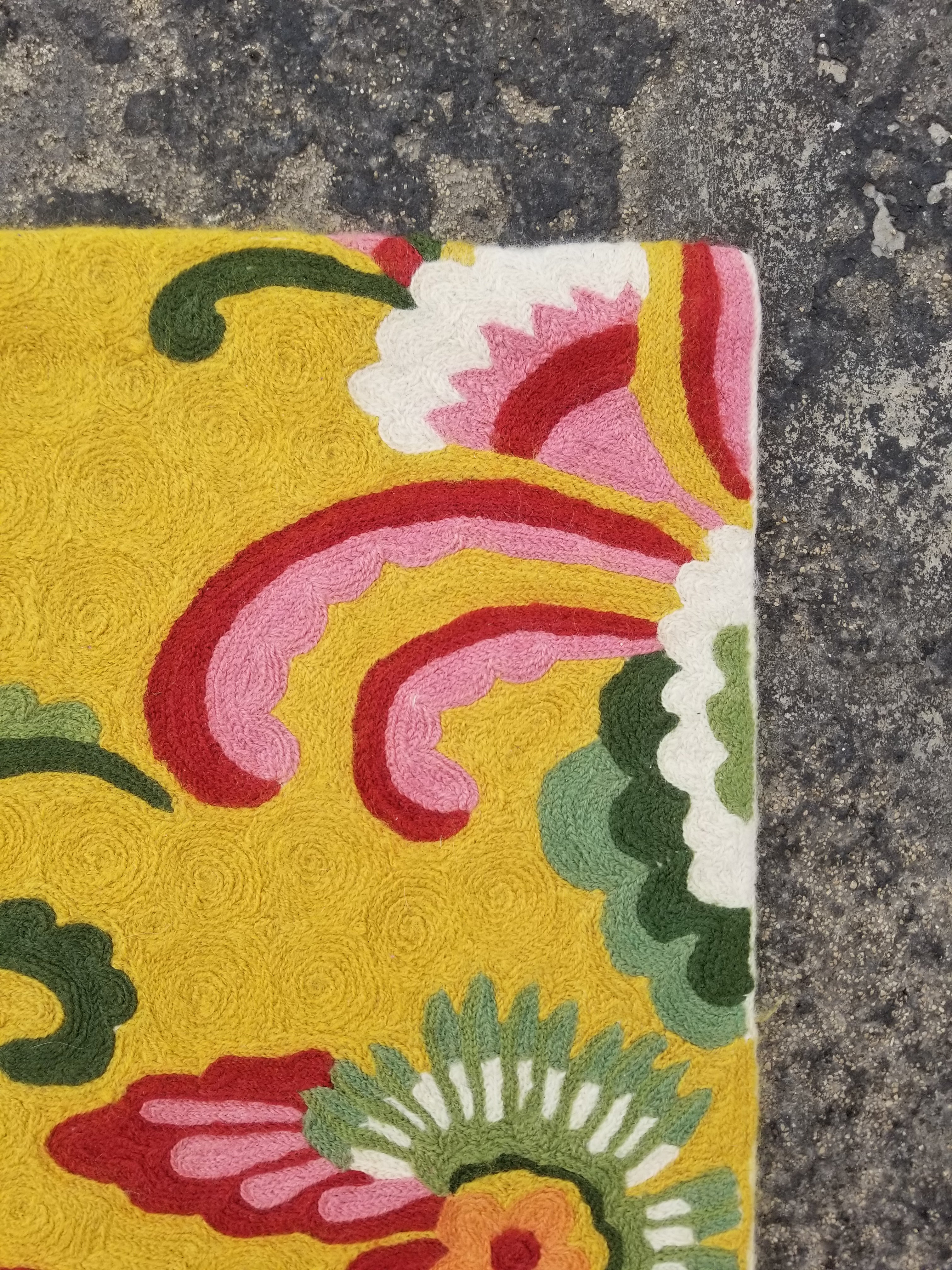 Vintage Handmade Kashmiri Floral Chain-Stitch Decor Wool Rug 35x24in