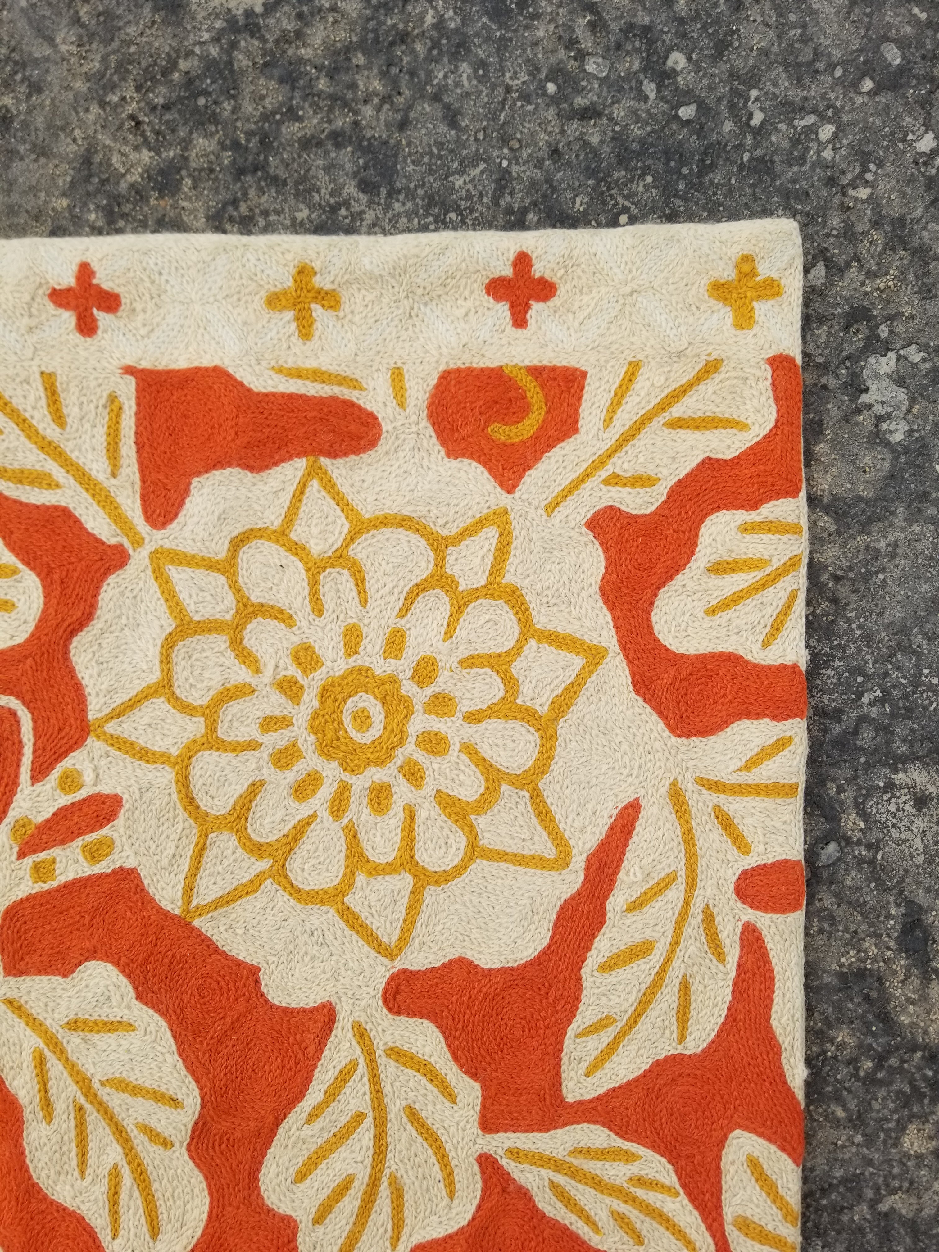 Vintage Handmade Kashmiri Floral Chain-Stitch Decor Wool Rug 35x24in
