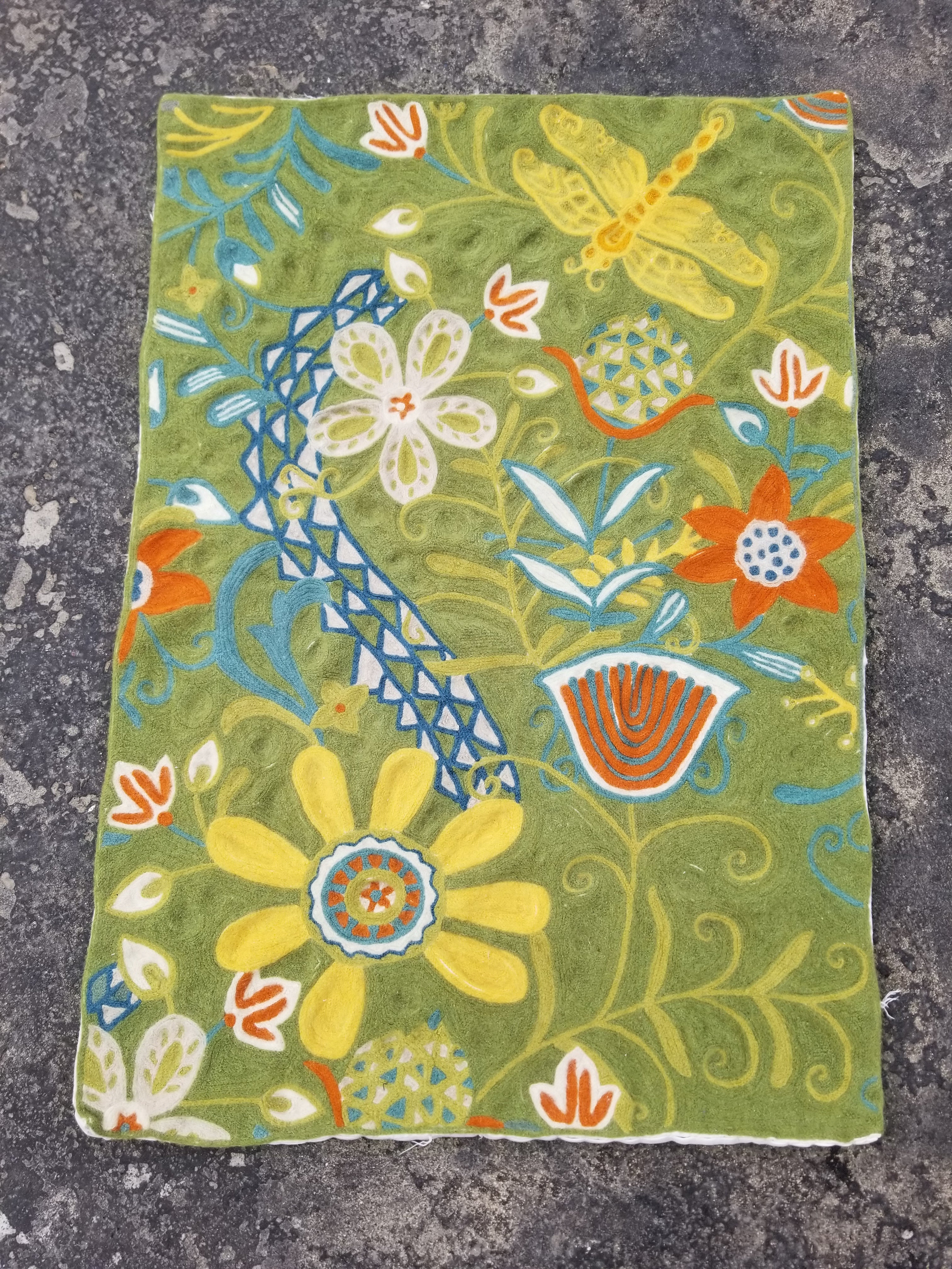Vintage Handmade Kashmiri Botanical Chain-Stitch Decor Wool Rug 33x22in