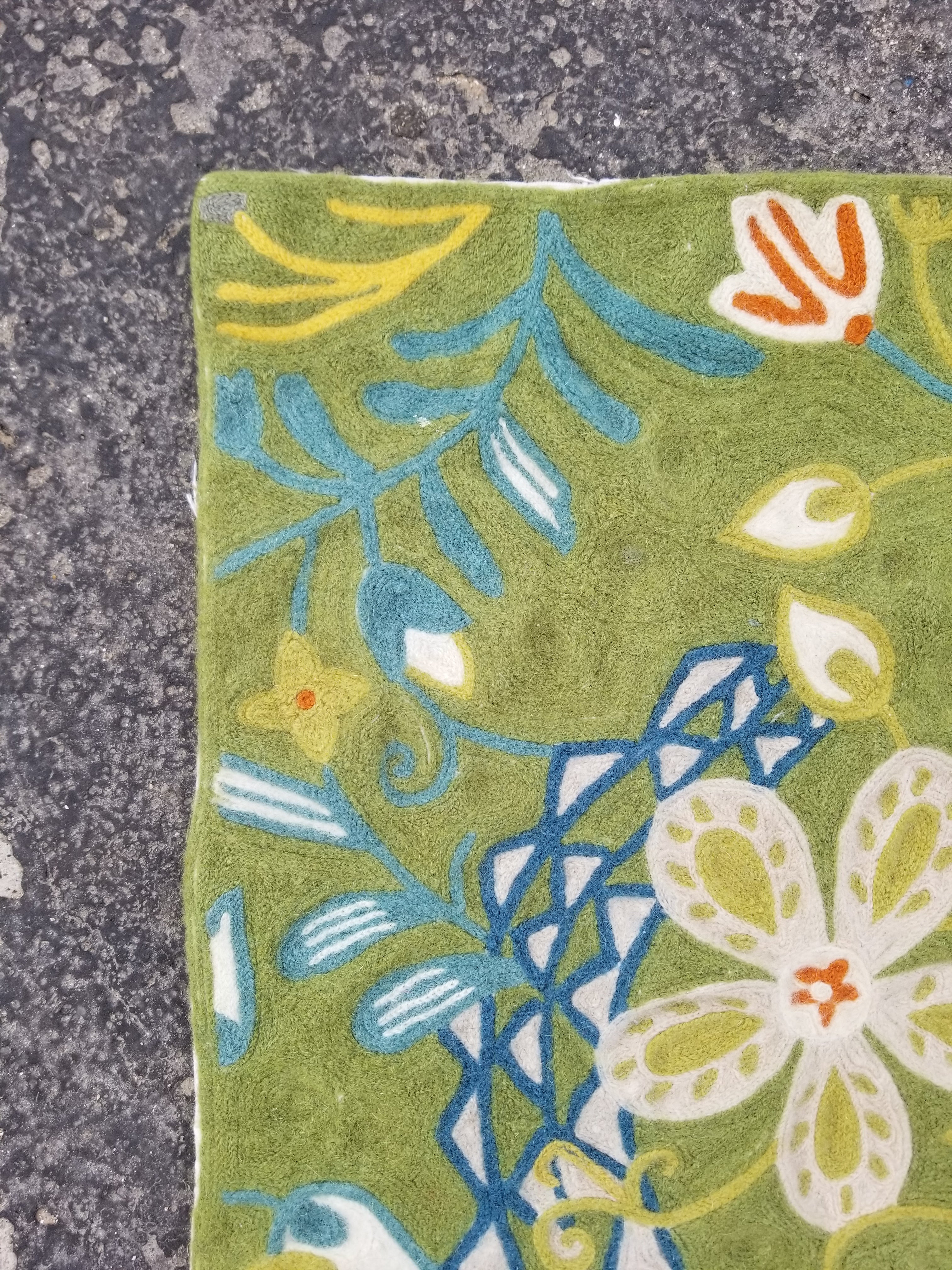 Vintage Handmade Kashmiri Botanical Chain-Stitch Decor Wool Rug 33x22in