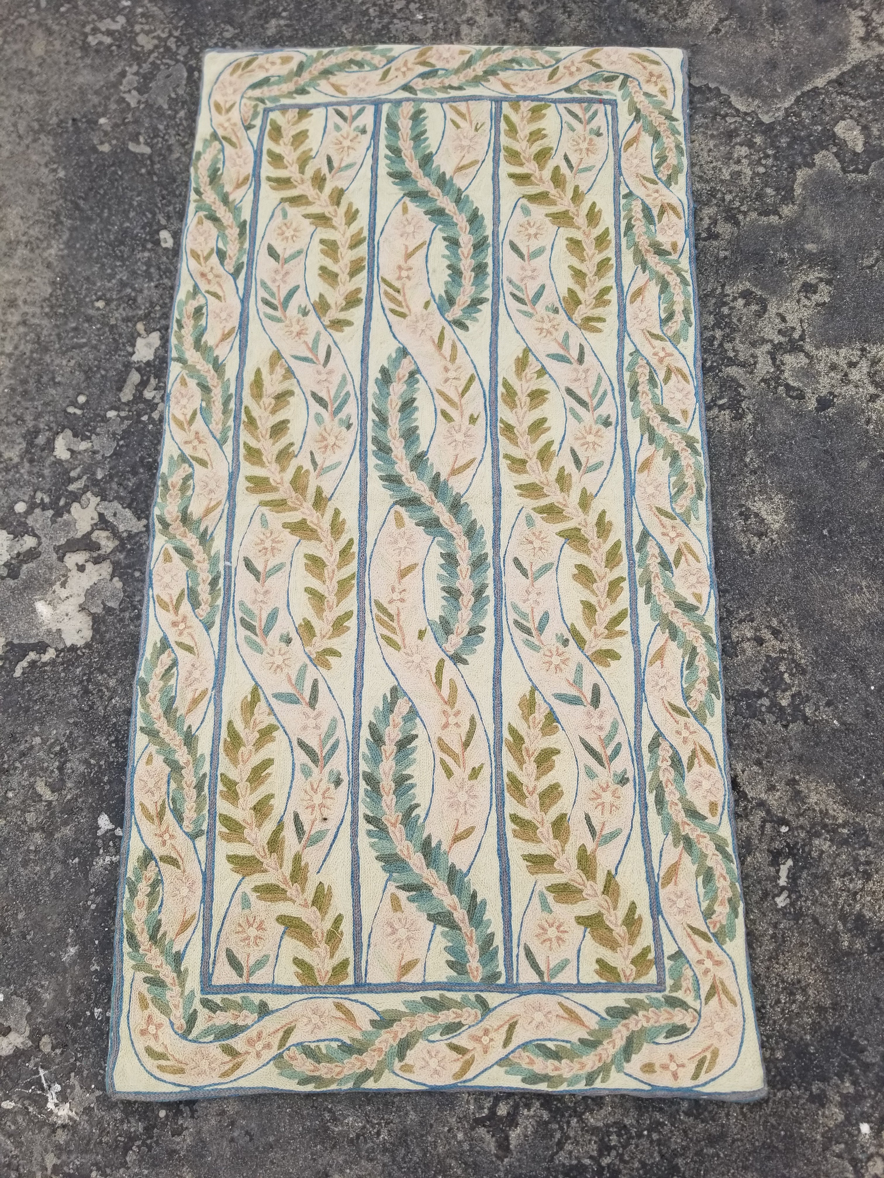Vintage Handmade Kashmiri Floral Striped Chain-Stitch Decor Wool Rug 45x23in