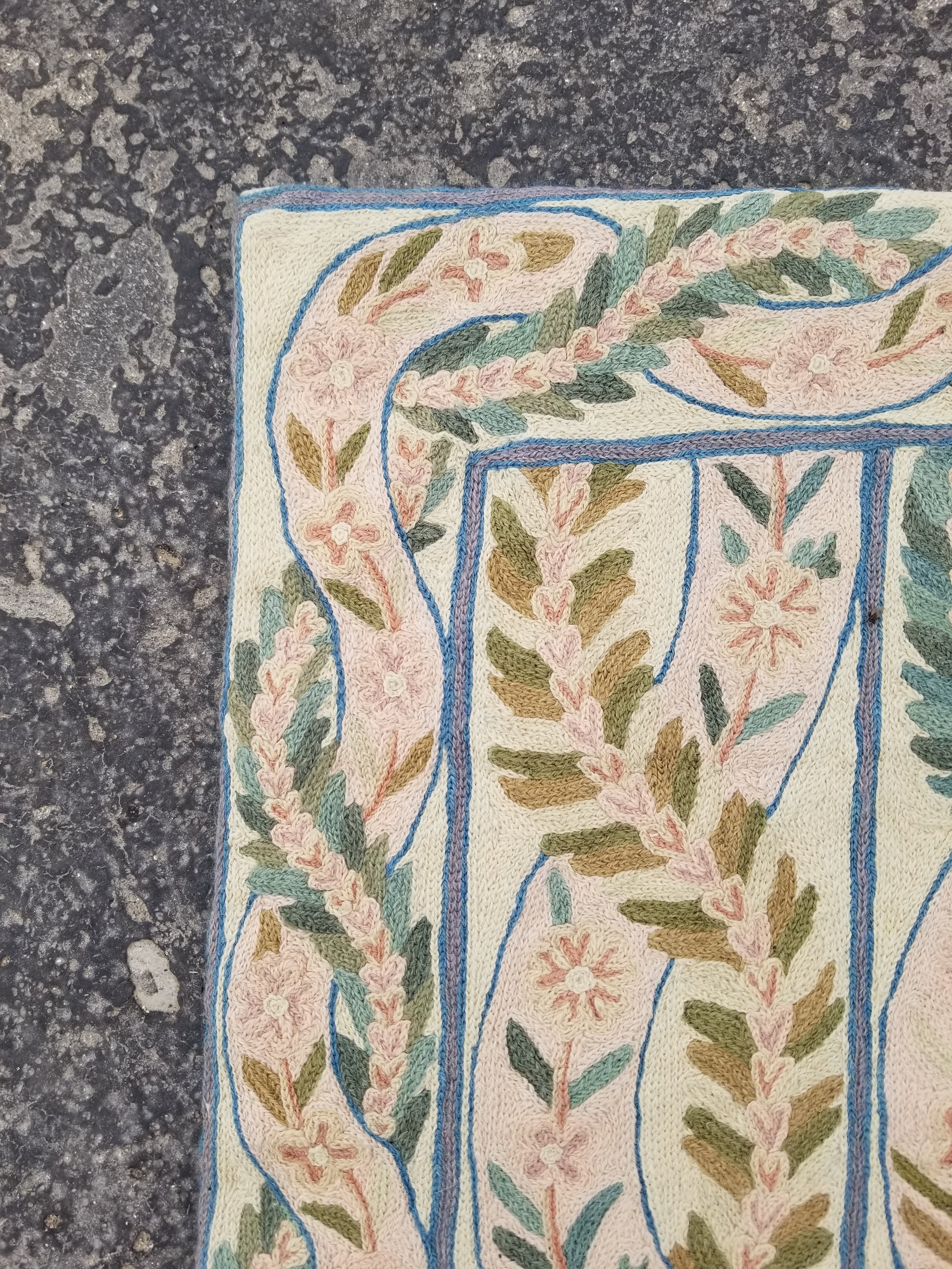 Vintage Handmade Kashmiri Floral Striped Chain-Stitch Decor Wool Rug 45x23in