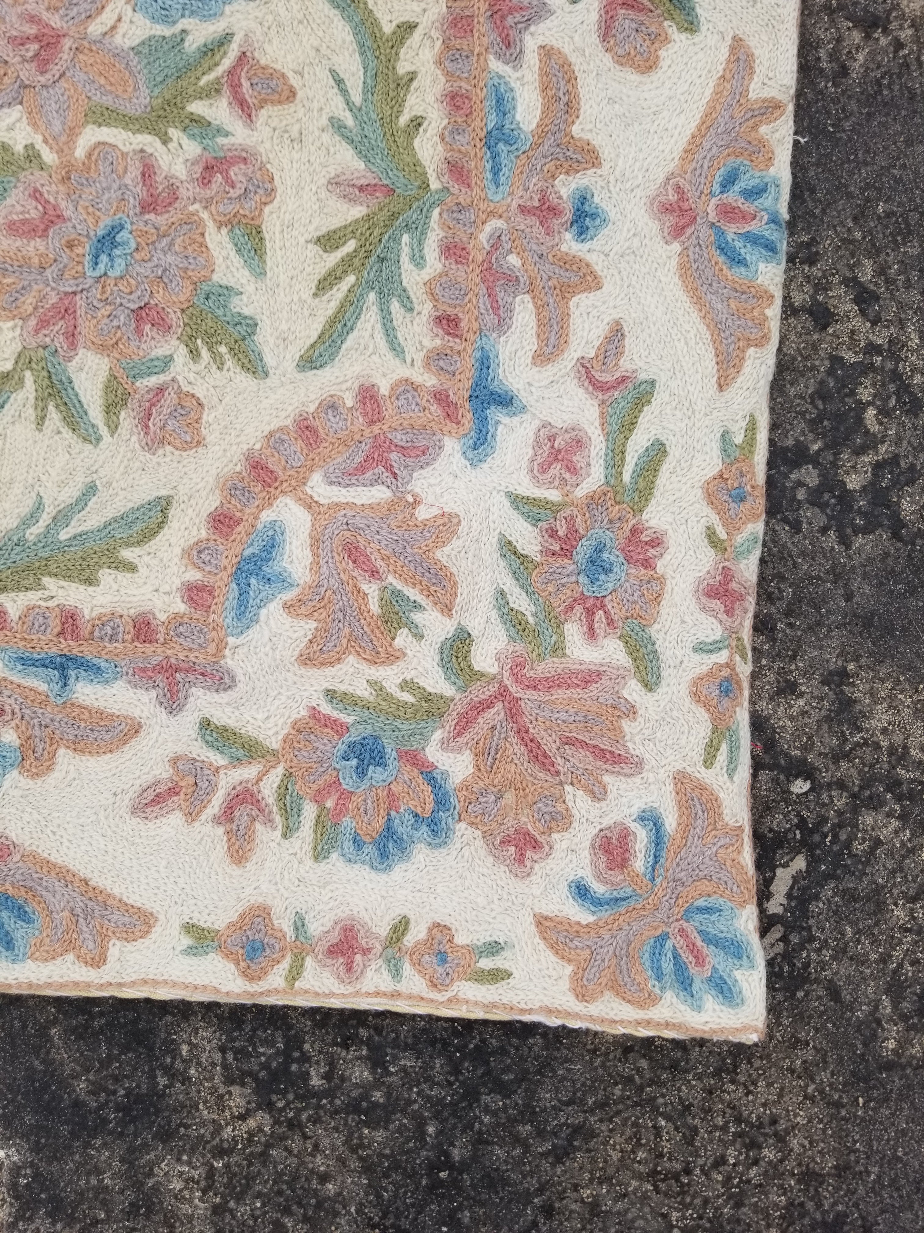 Vintage Handmade Kashmiri Floral Chain-Stitch Decor Wool Rug 36x23in