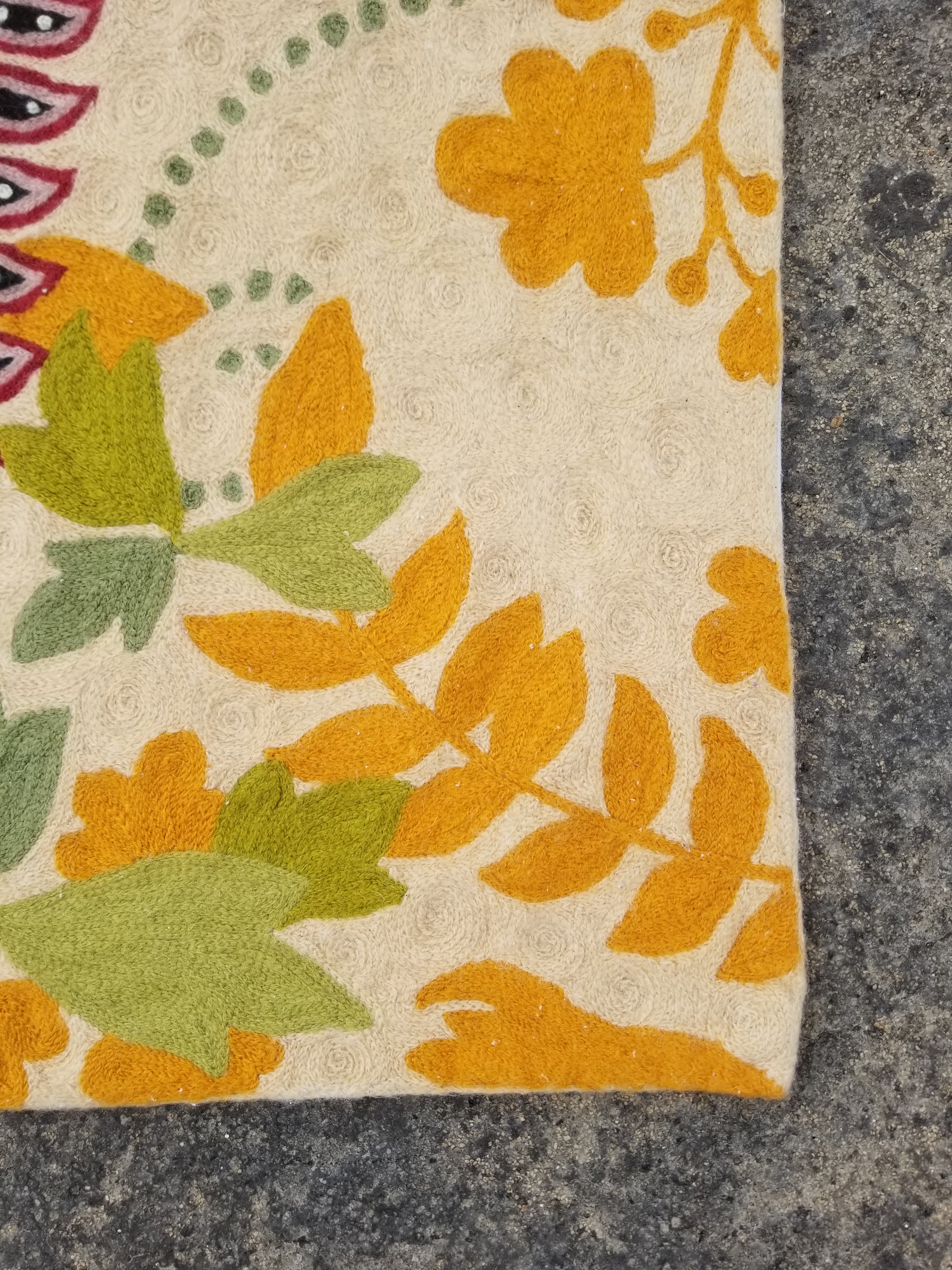 Vintage Handmade Kashmiri Floral Chain-Stitch Decor Wool Rug 34x23in