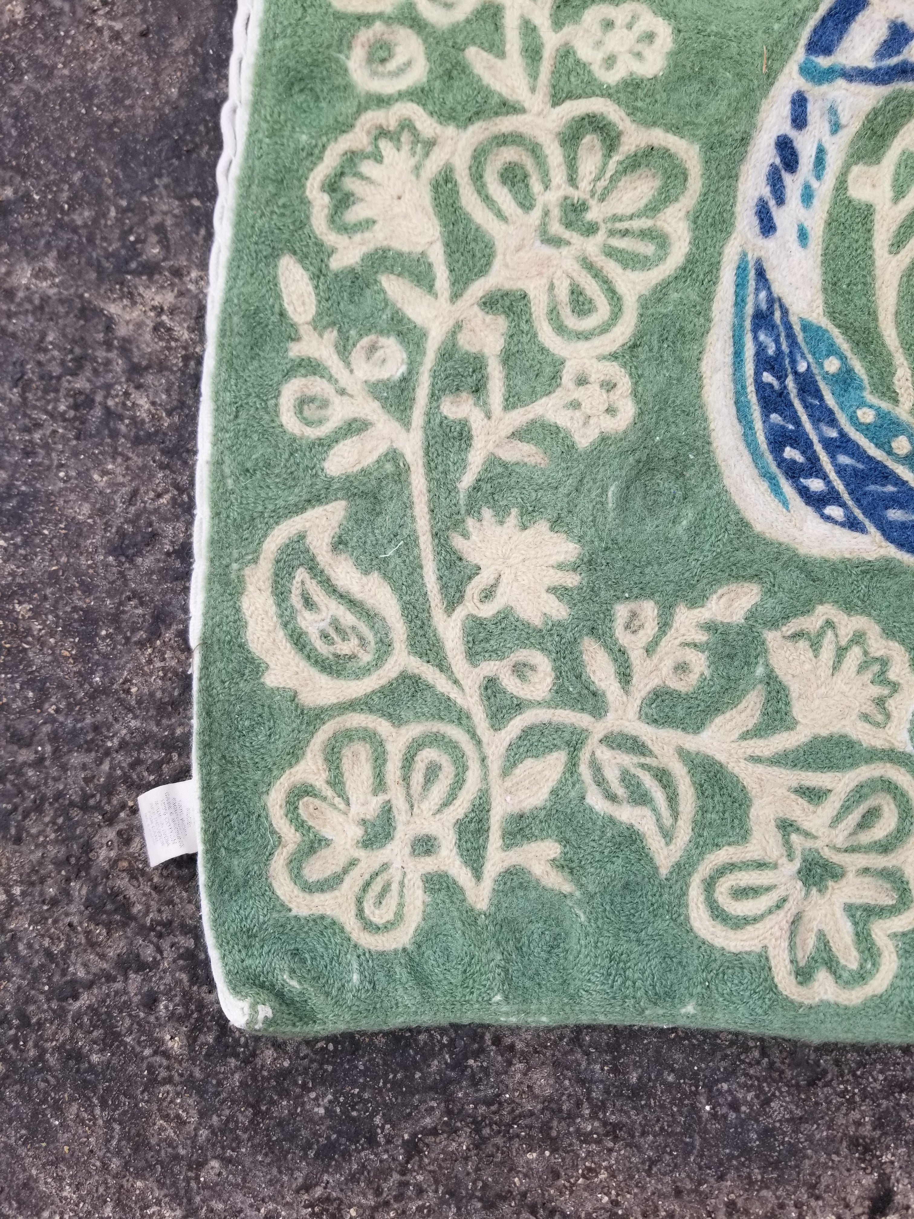 Vintage Handmade Kashmiri Birds Chain-Stitch Decor Wool Rug 33x20in