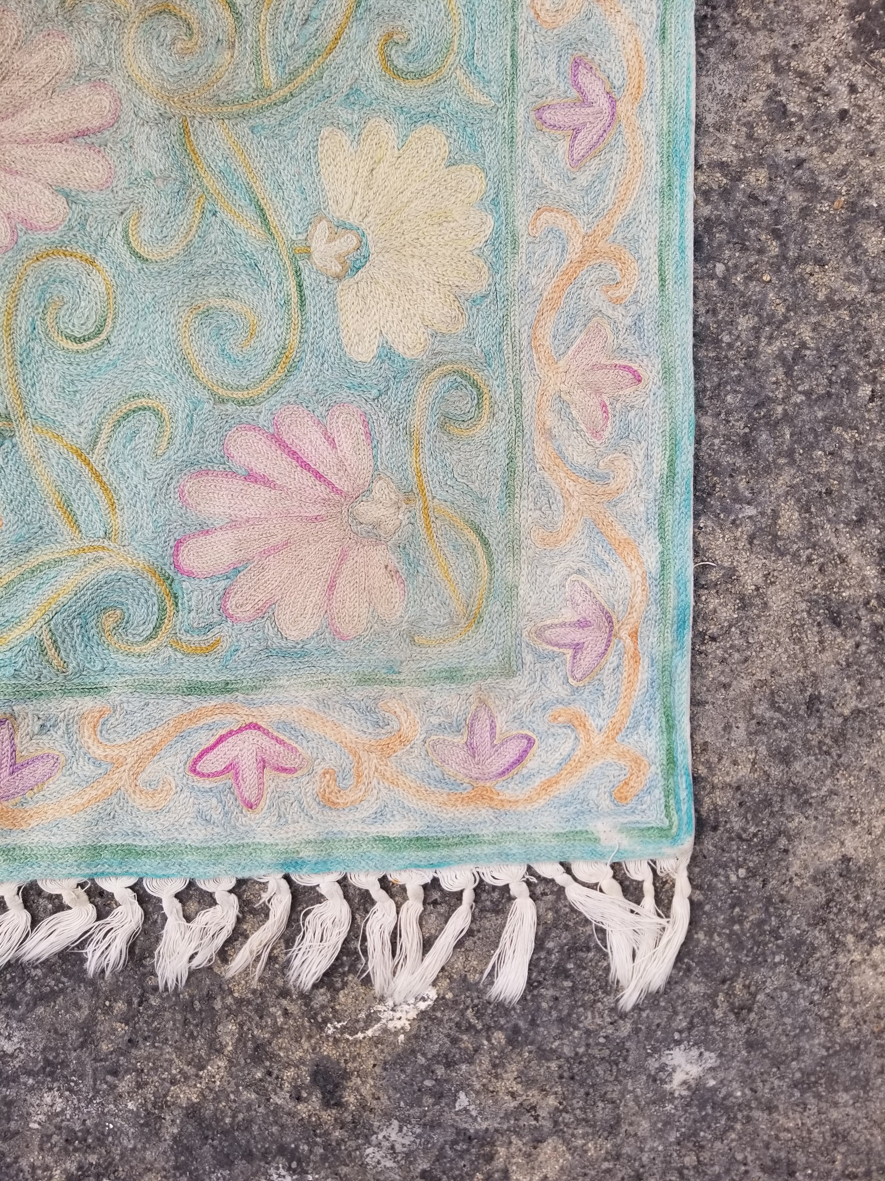 Vintage Handmade Kashmiri Floral Chain-Stitch Decor Silk Rug Tapestry 35x24in