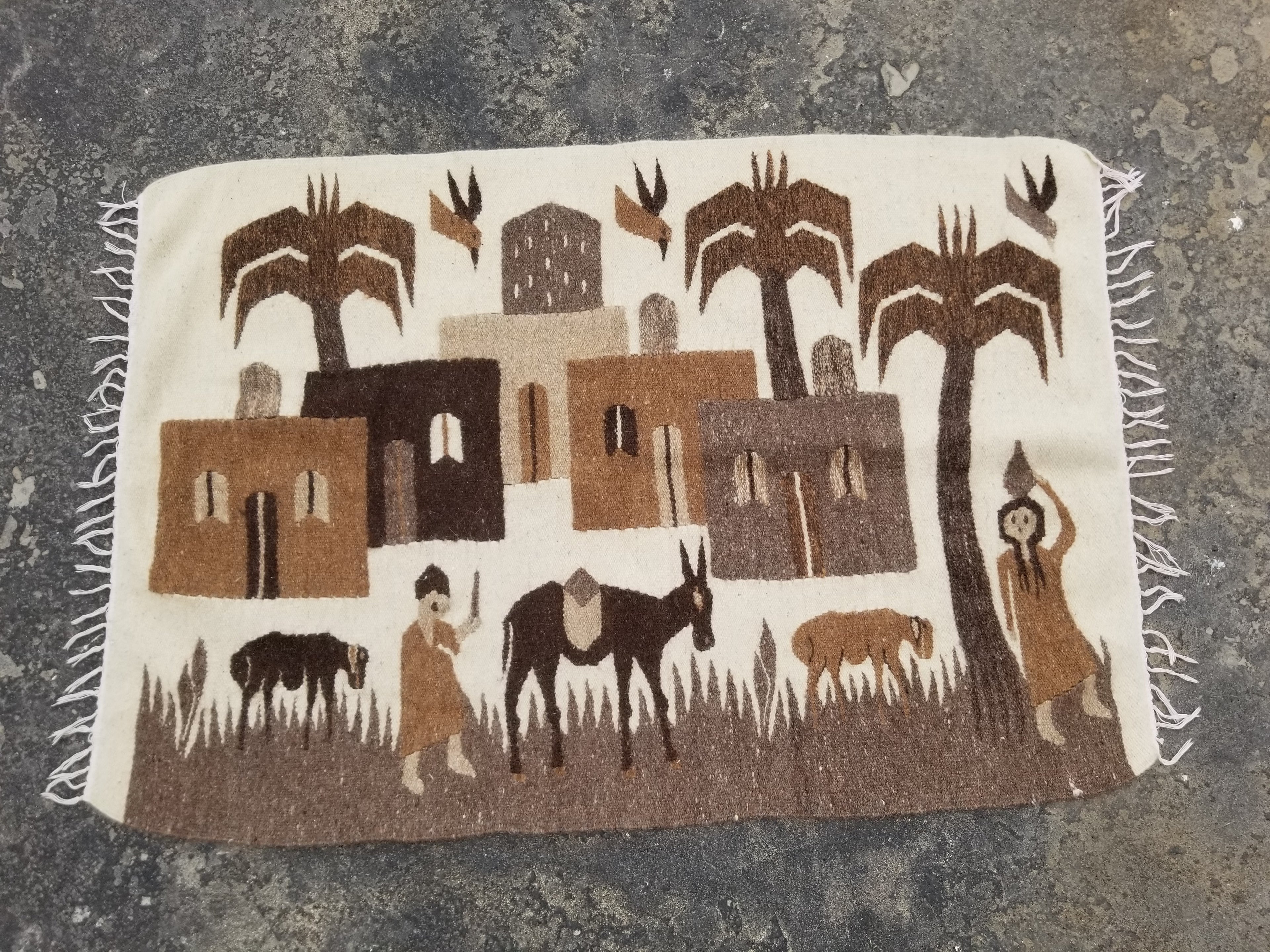 Vintage Traditional Handwoven Egyptian Pictorial Wool Tapestry Kilim 121x83cm