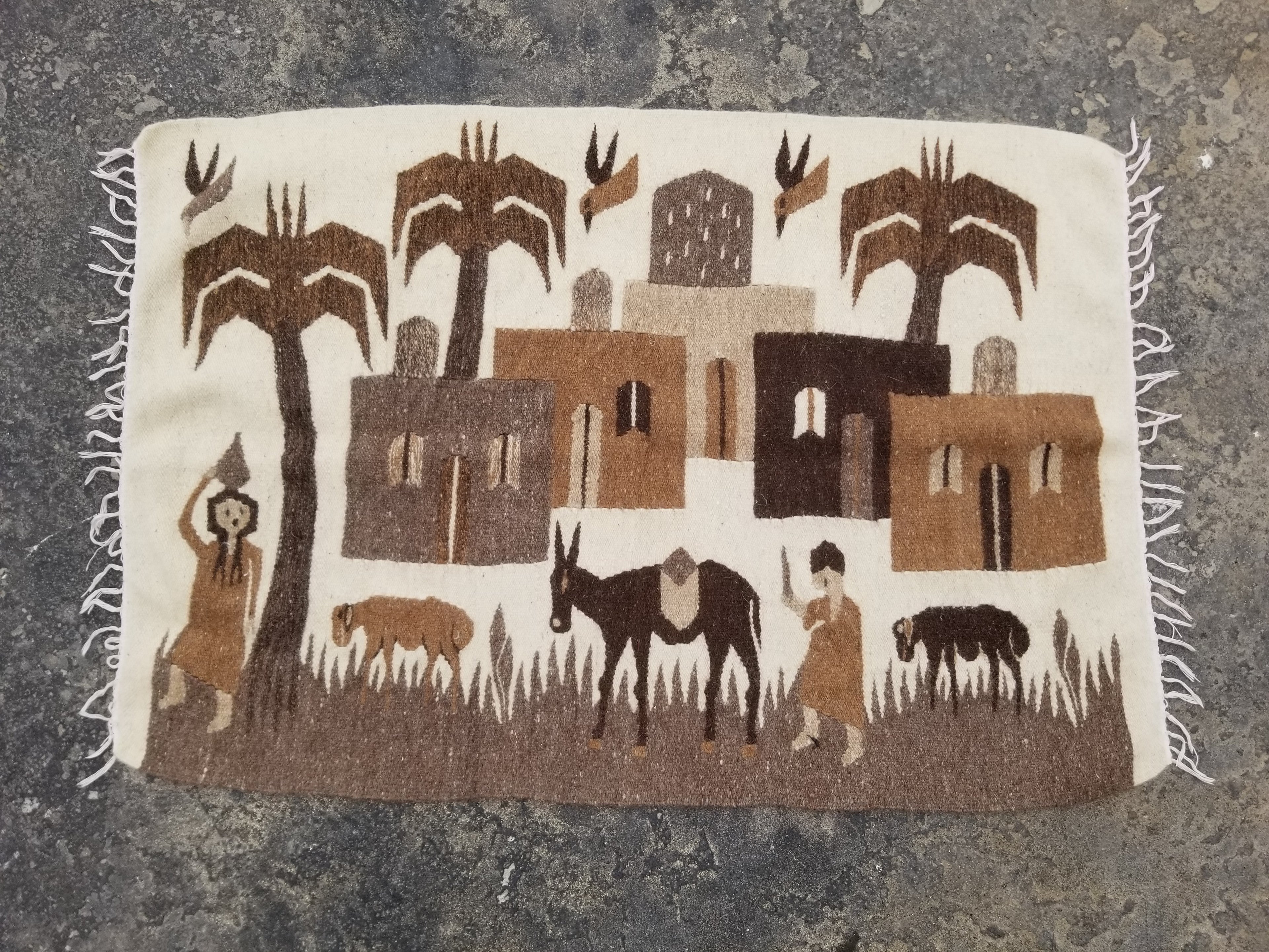 Vintage Traditional Handwoven Egyptian Pictorial Wool Tapestry Kilim 121x83cm