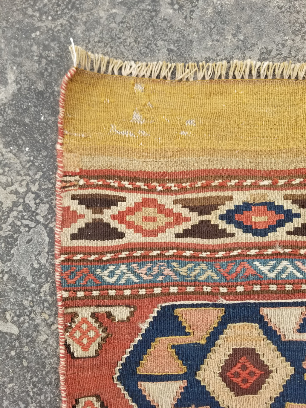 Antique Traditional Handmade Anatolian Wool Multicolor Kilim 111x86cm