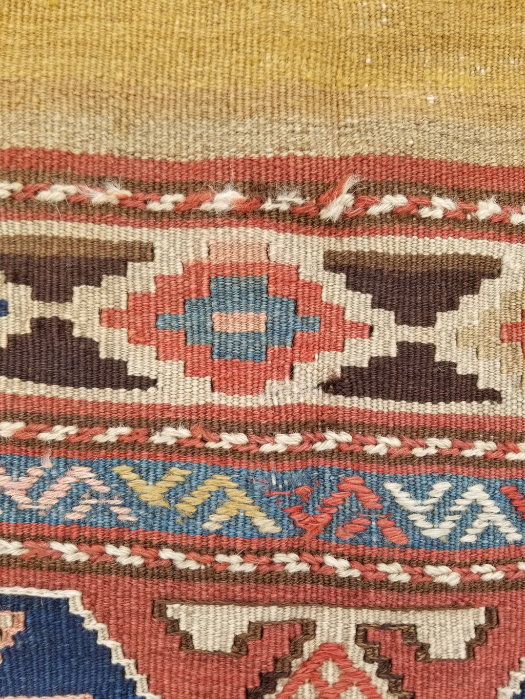 Antique Traditional Handmade Anatolian Wool Multicolor Kilim 111x86cm