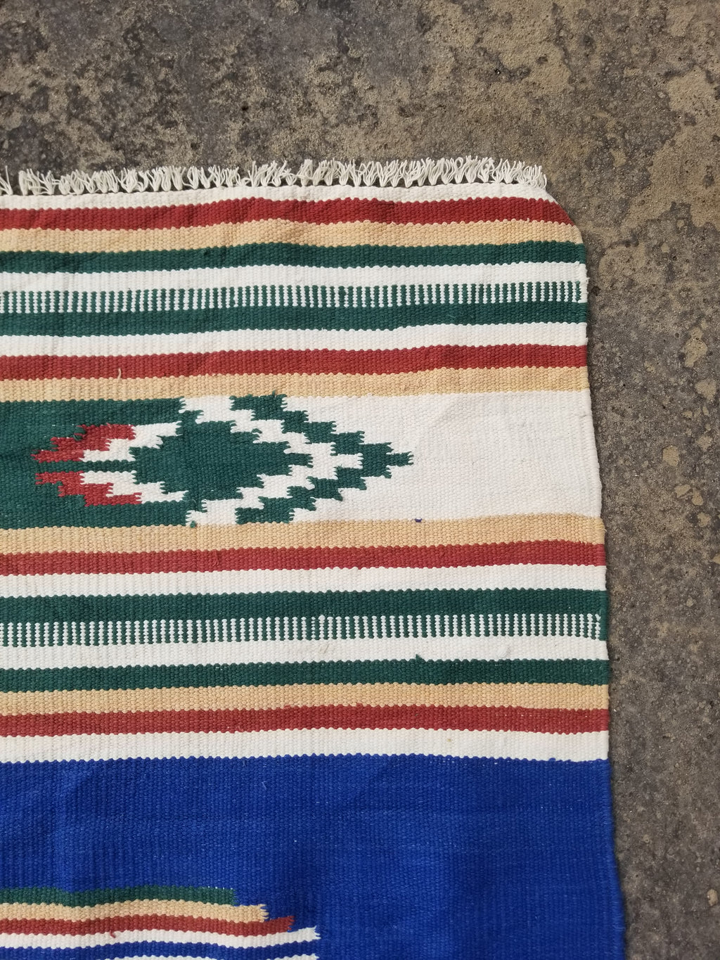 Vintage Native American Handmade Mexican Wool Multicolor Kilim 185x119cm