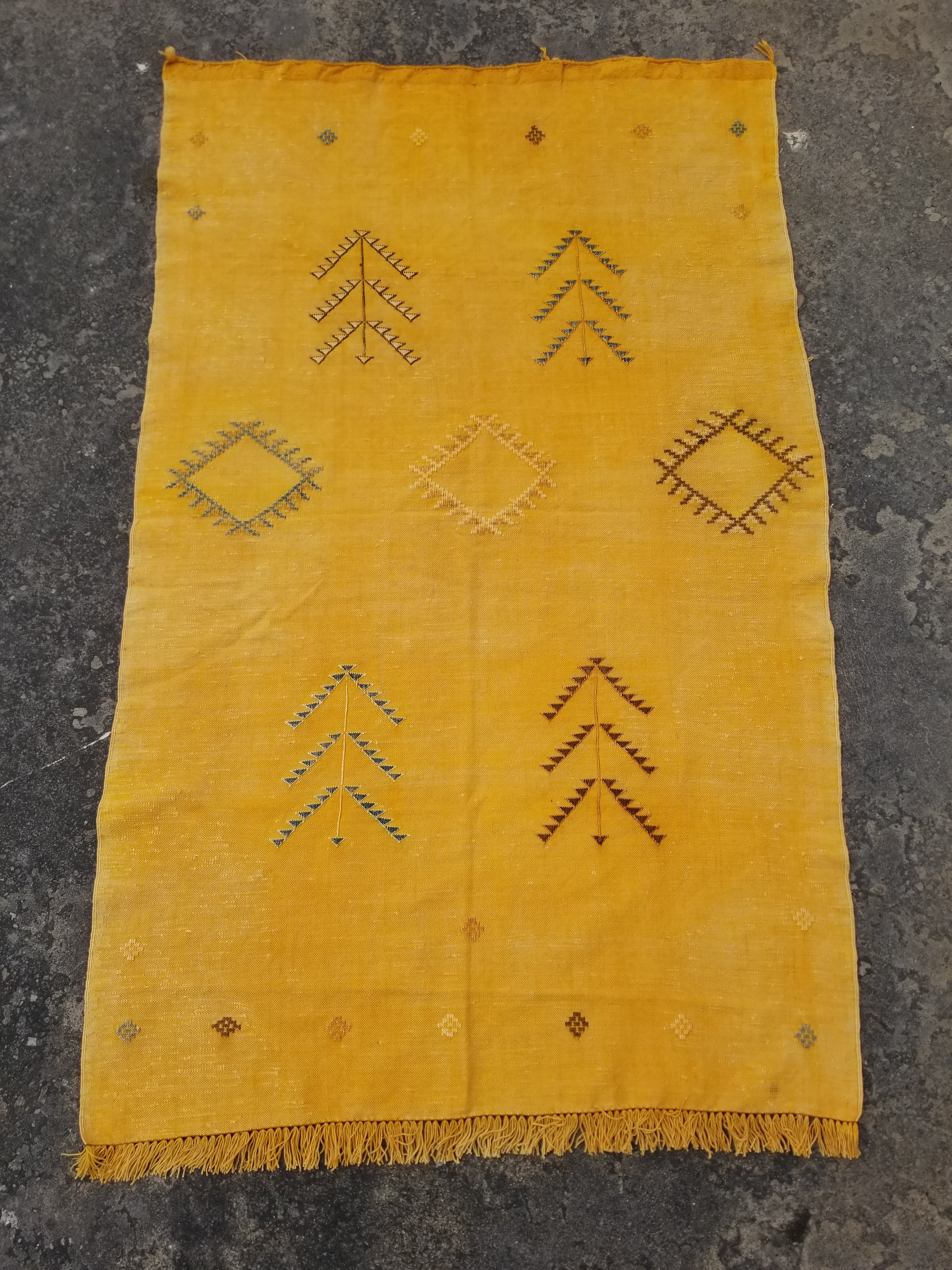 Vintage Traditional Handmade Moroccan Wool Multicolor Kilim 147x88cm