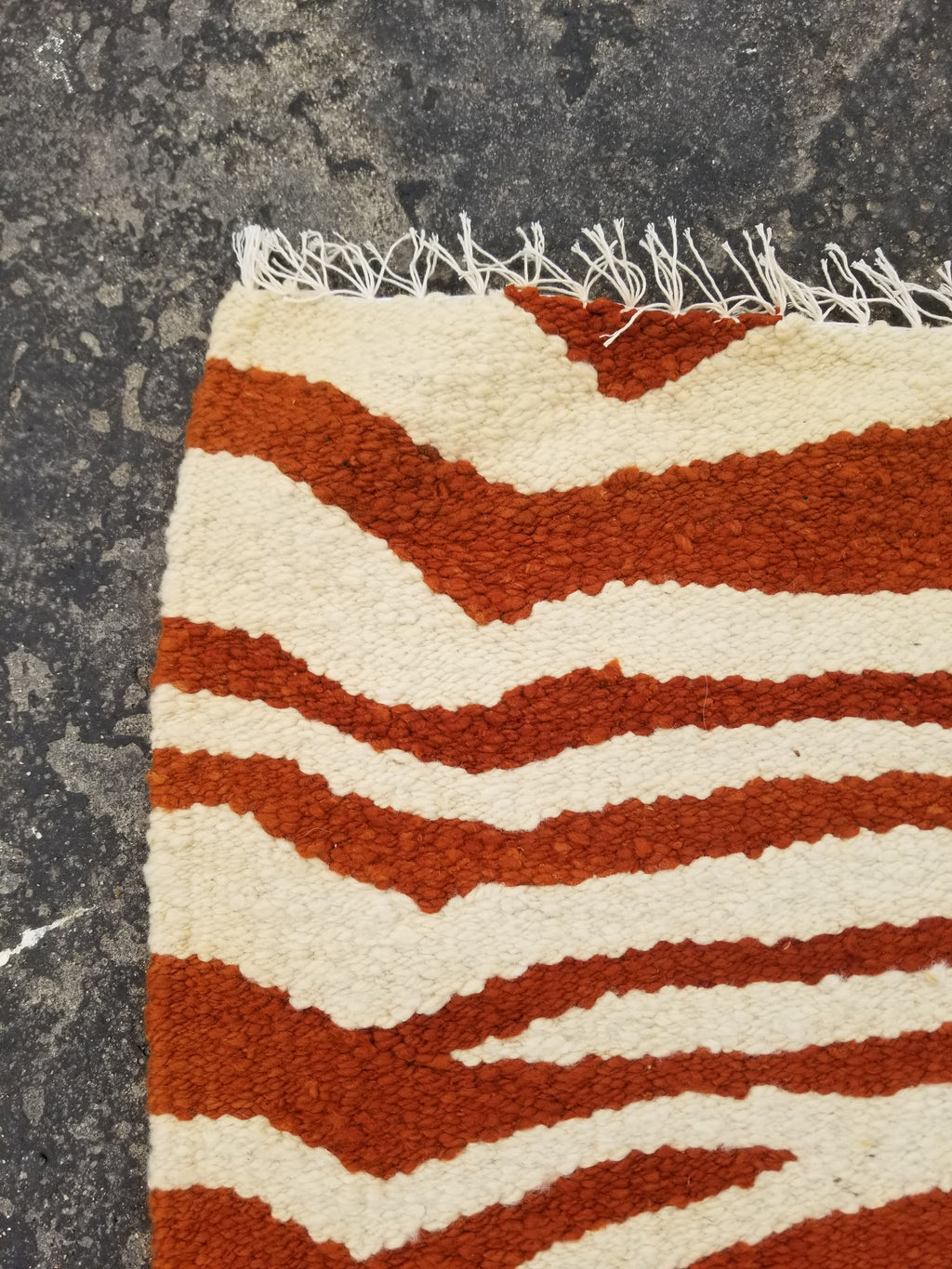 Vintage Traditional Handmade Zebra Style Wool Brown & White Kilim 154x34cm