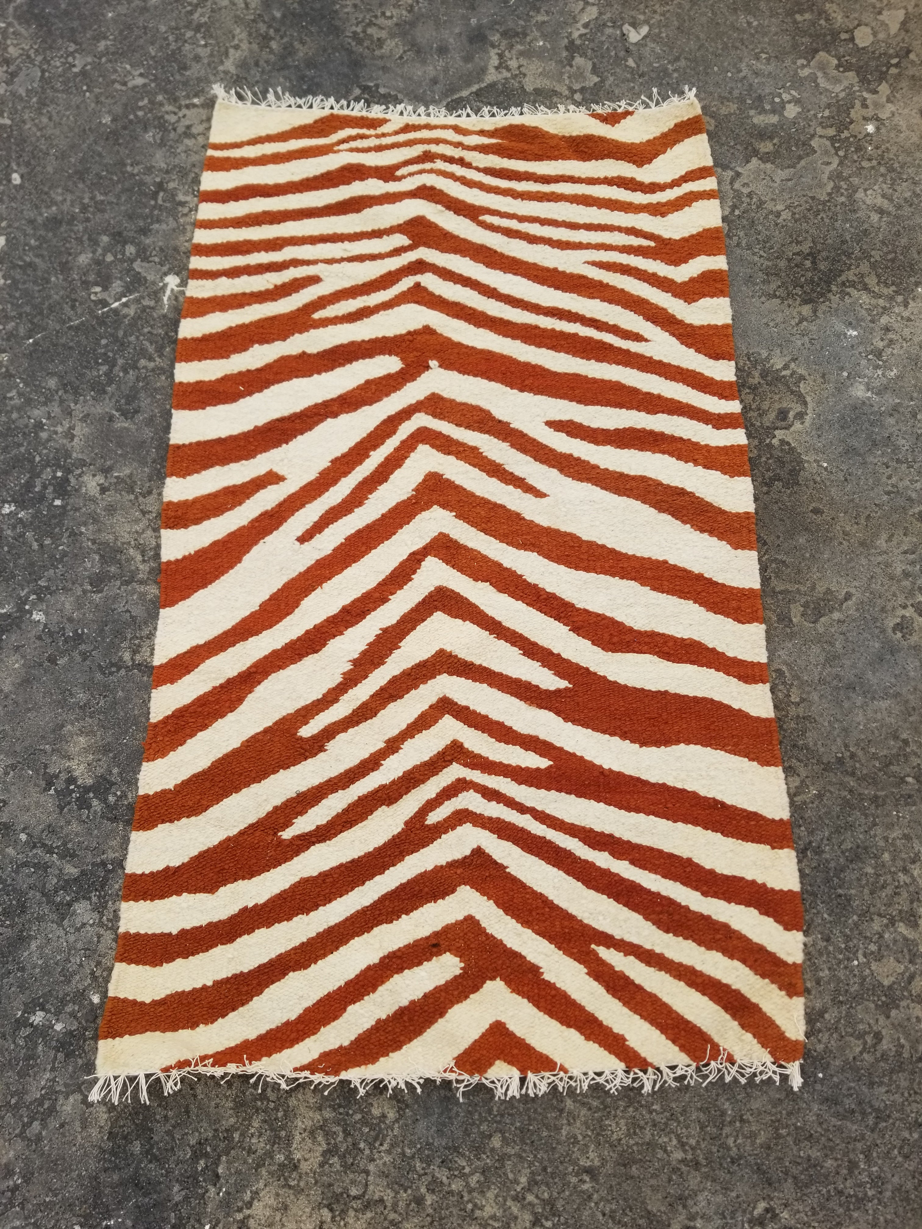 Vintage Traditional Handmade Zebra Style Wool Brown & White Kilim 154x34cm