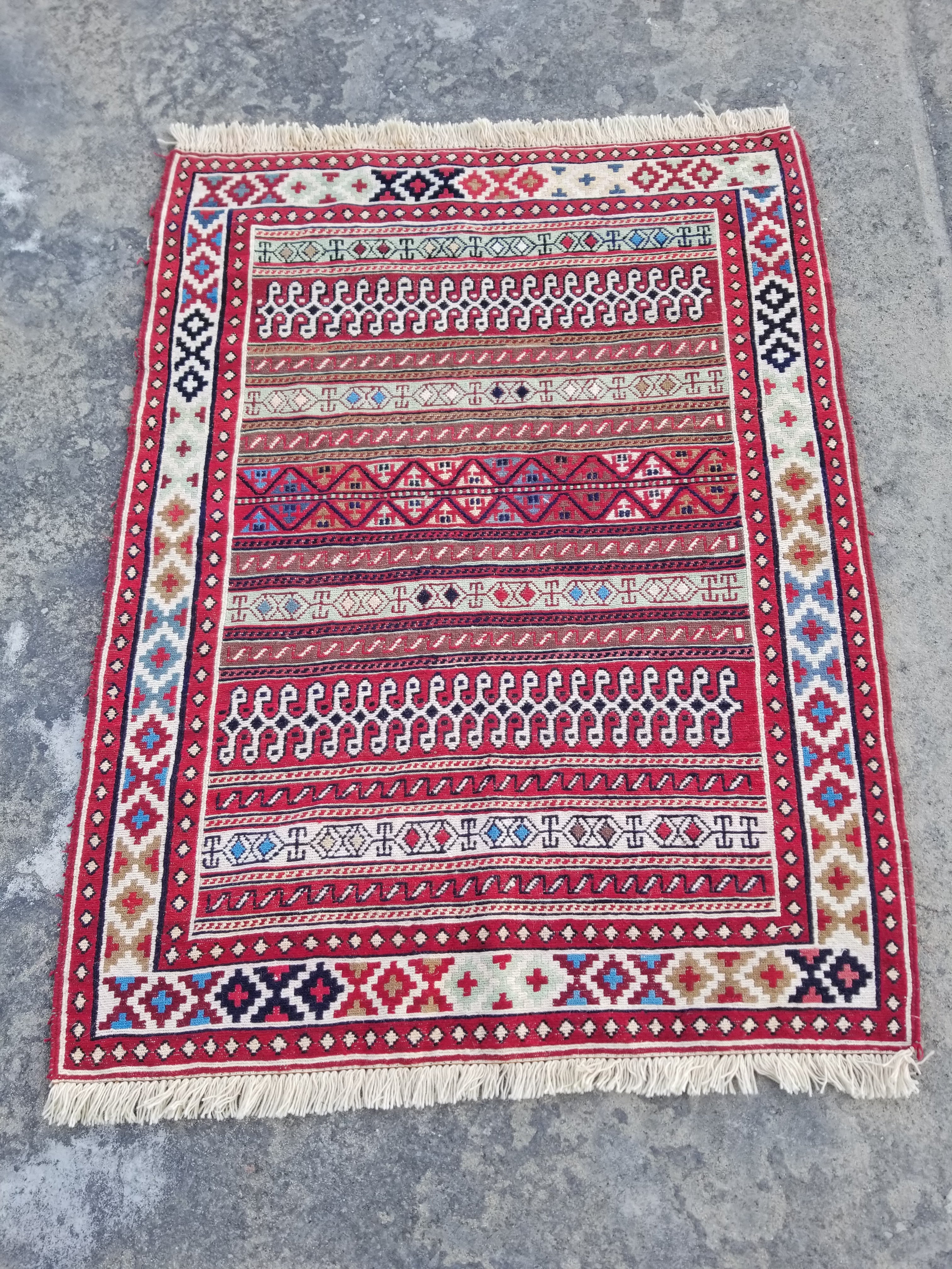 Vintage Traditional Handmade Caucasian Sumak Wool Multicolor Kilim 147x111cm