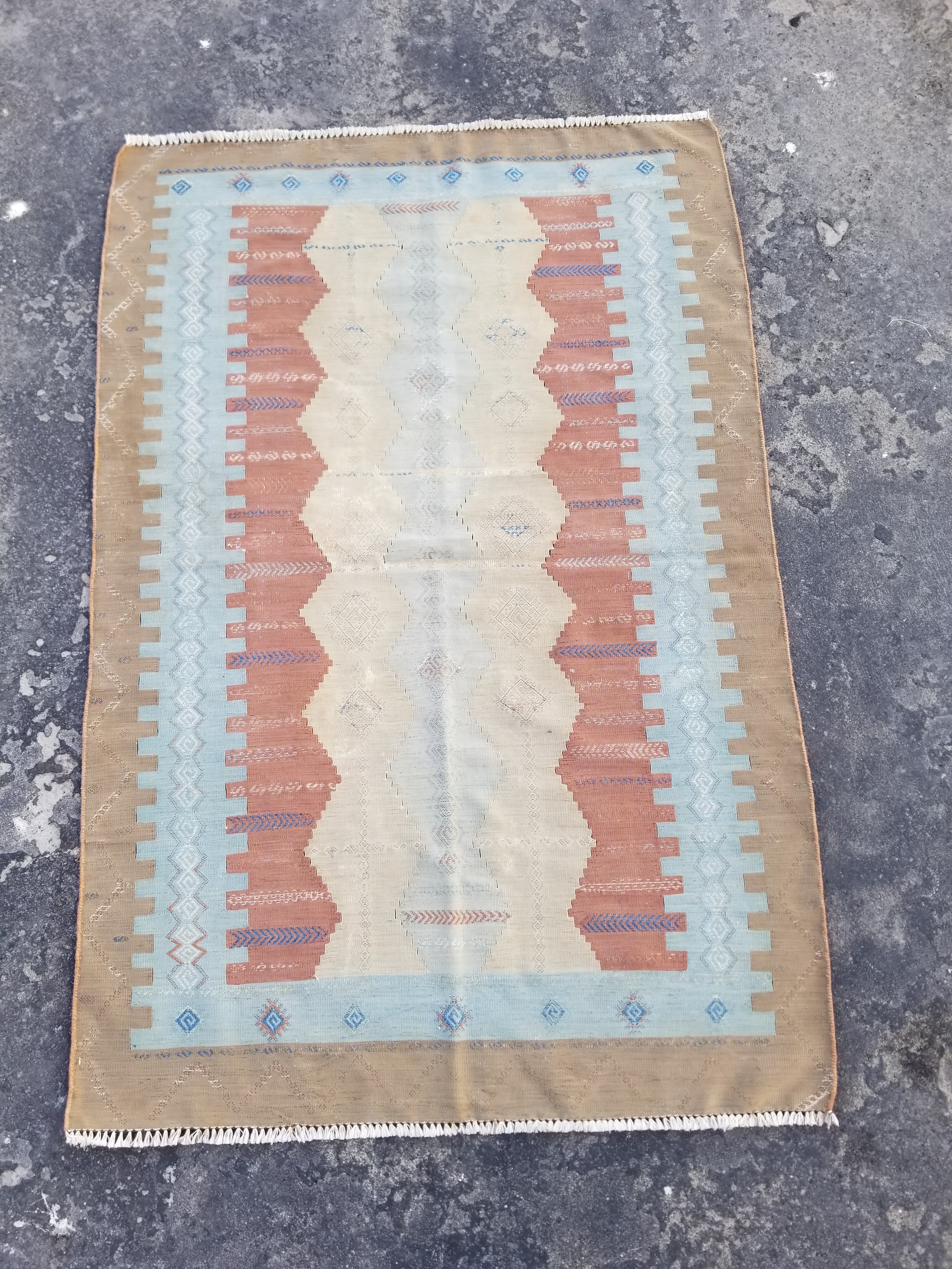 Distressed Vintage Traditional Handmade Oriental Wool Multicolor Kilim 142x93cm