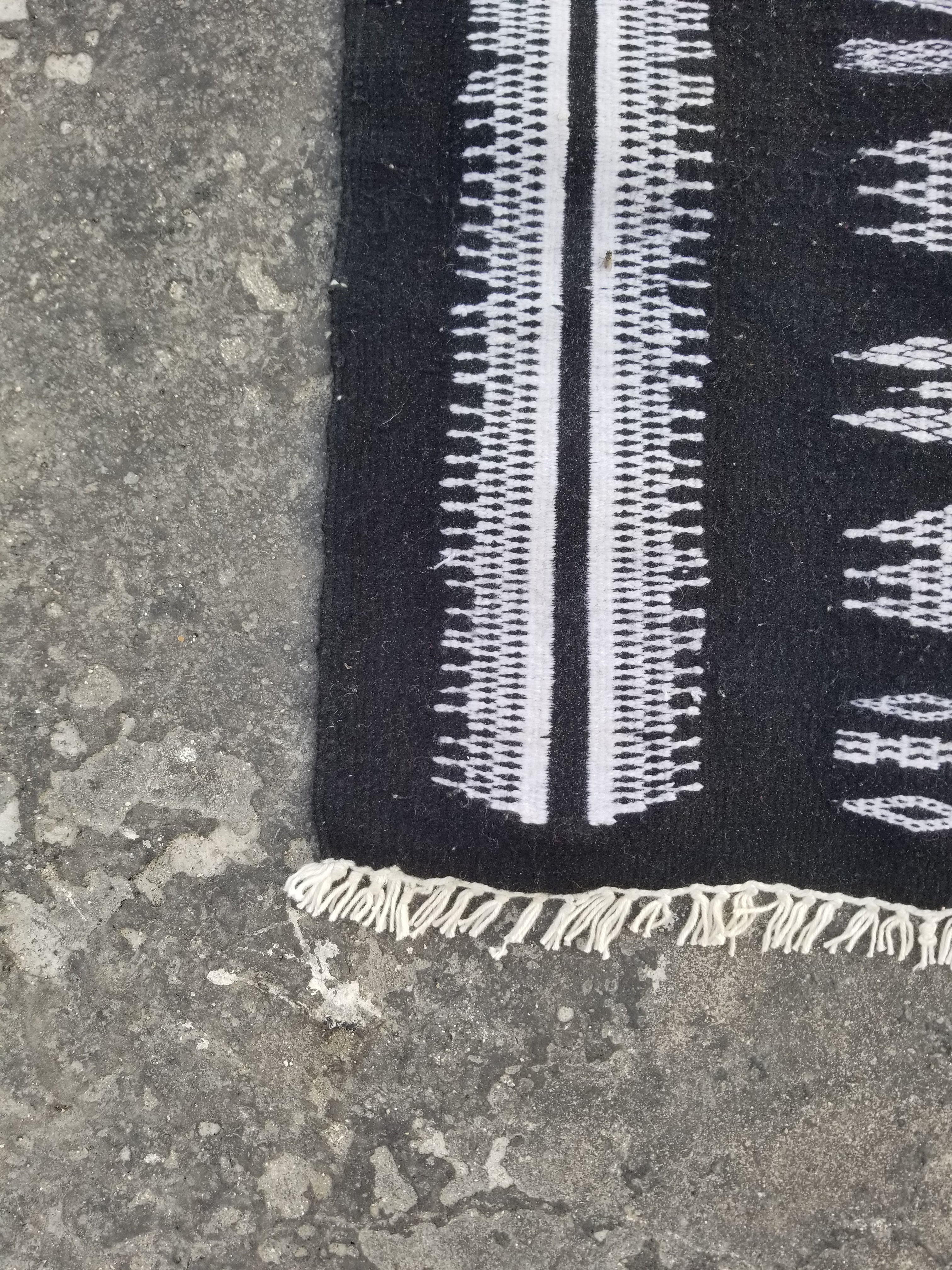 Vintage Handmade Algerian Oriental Wool Black & White Kilim 139x101cm