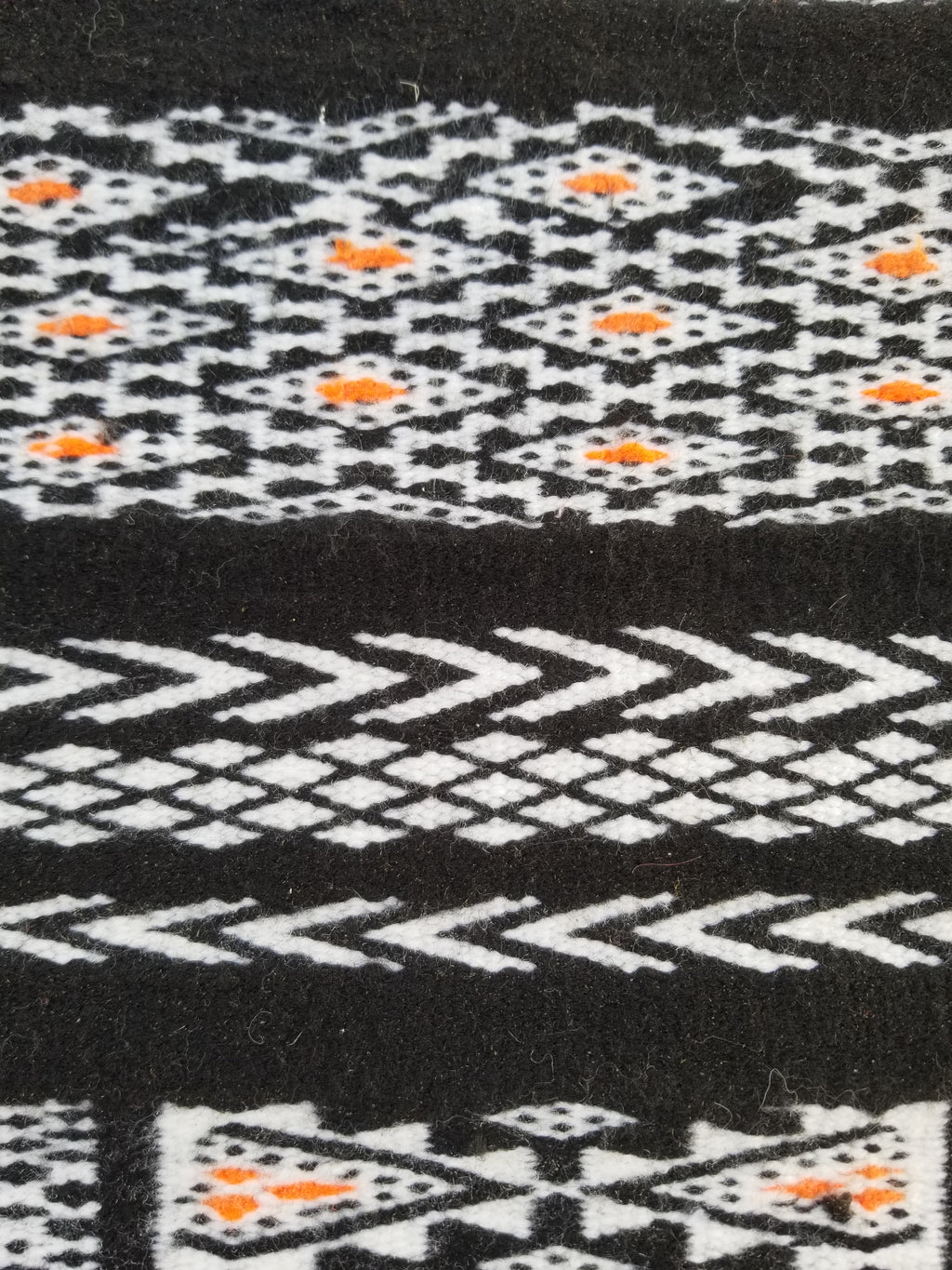 Vintage Handmade Algerian Oriental Wool Black & White Kilim 139x101cm