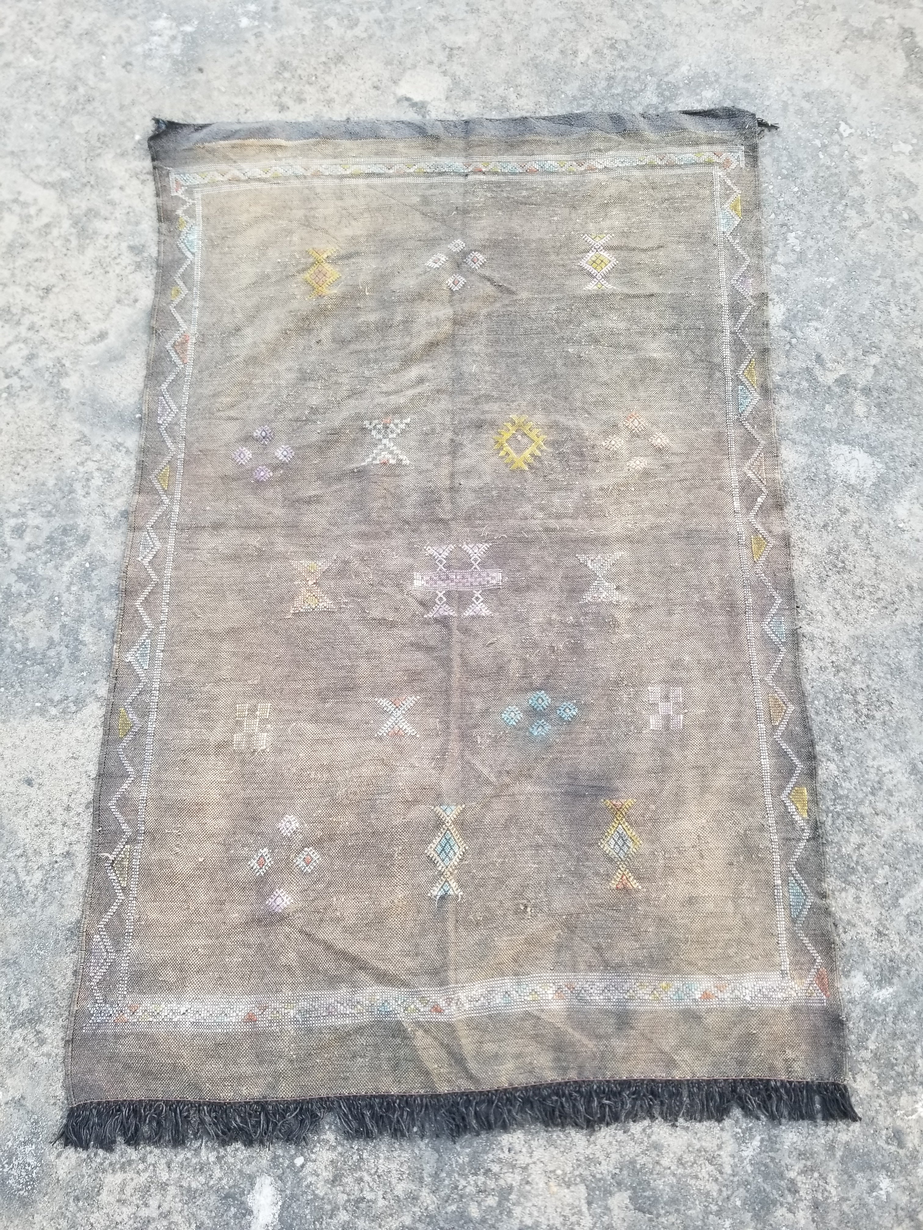 Vintage Traditional Handmade Moroccan Berber Wool Multicolor Kilim 139x88cm